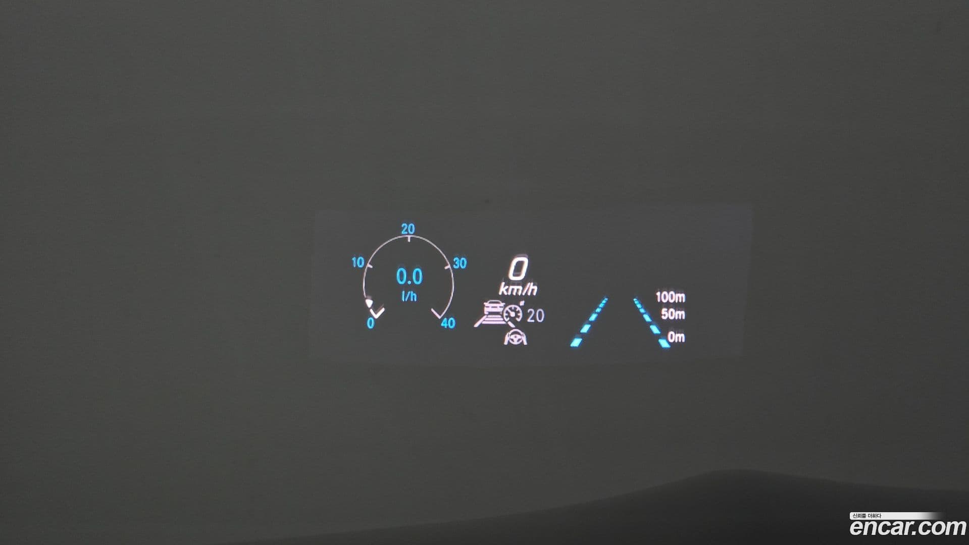 Main__Slider__Photo:CLS-Class Mercedes-Benz 2021.6-16