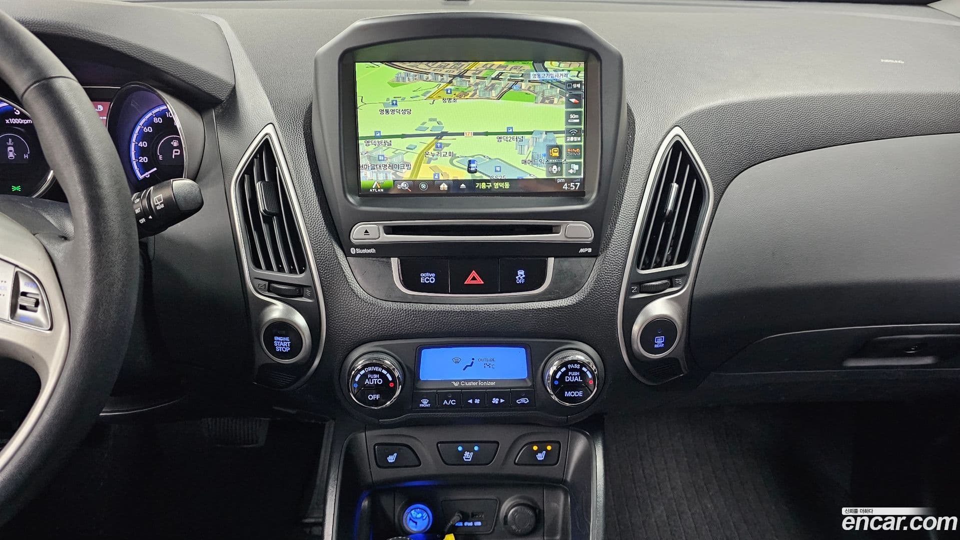 Main__Slider__Photo:Tucson Hyundai 2013.1-15