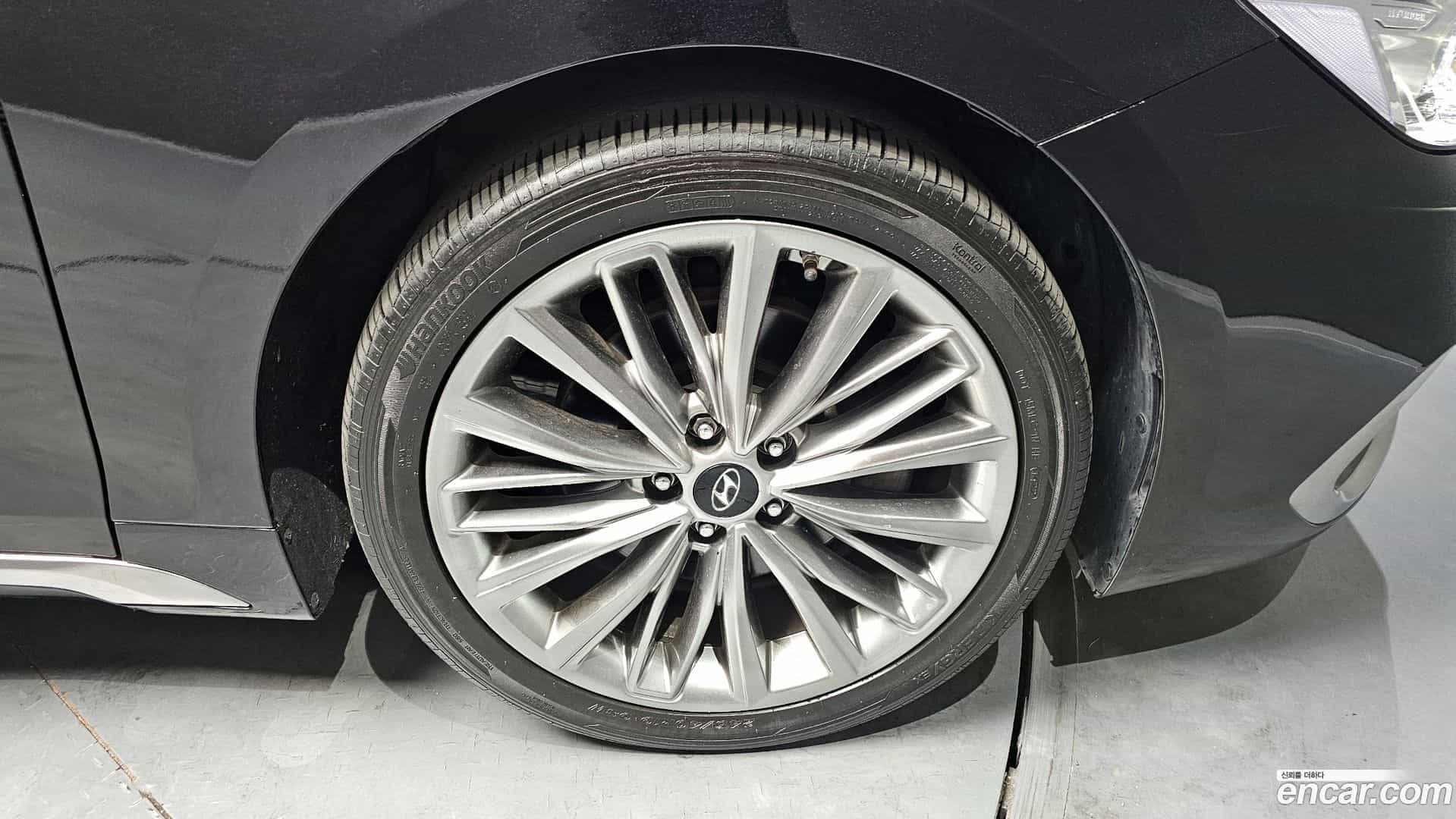 Grandeur Hyundai 2017.10-OUTER-005