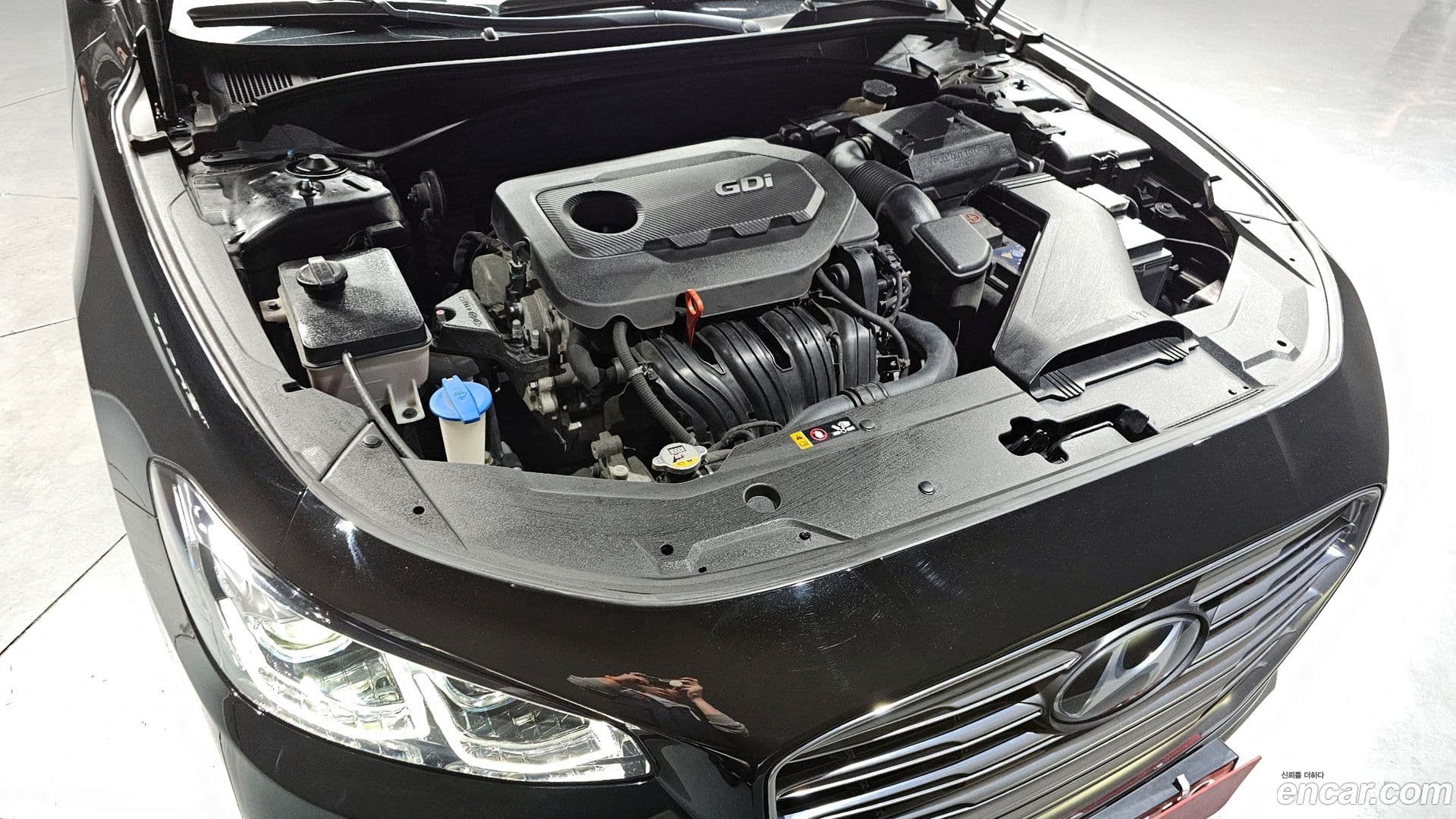 Main__Slider__Photo:Grandeur Hyundai 2017.10-5