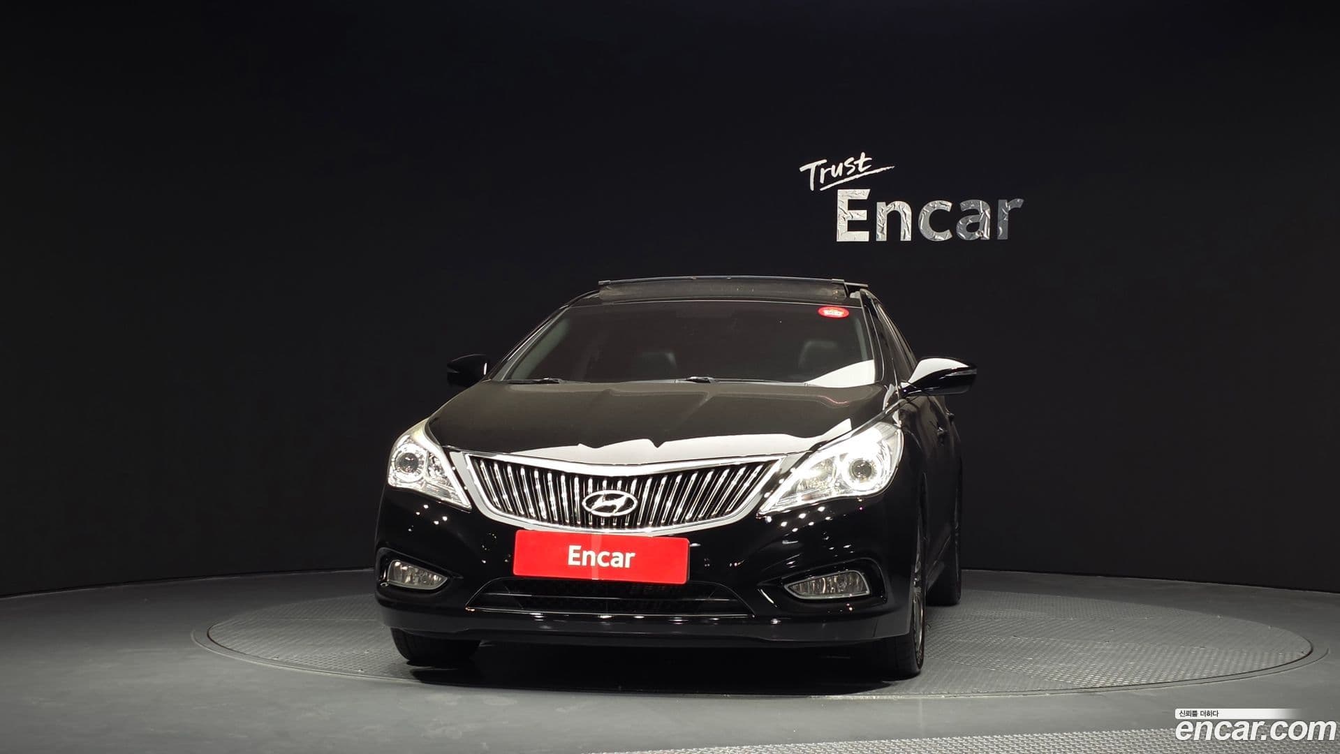 Main__Slider__Photo:Grandeur Hyundai 2013.3-2