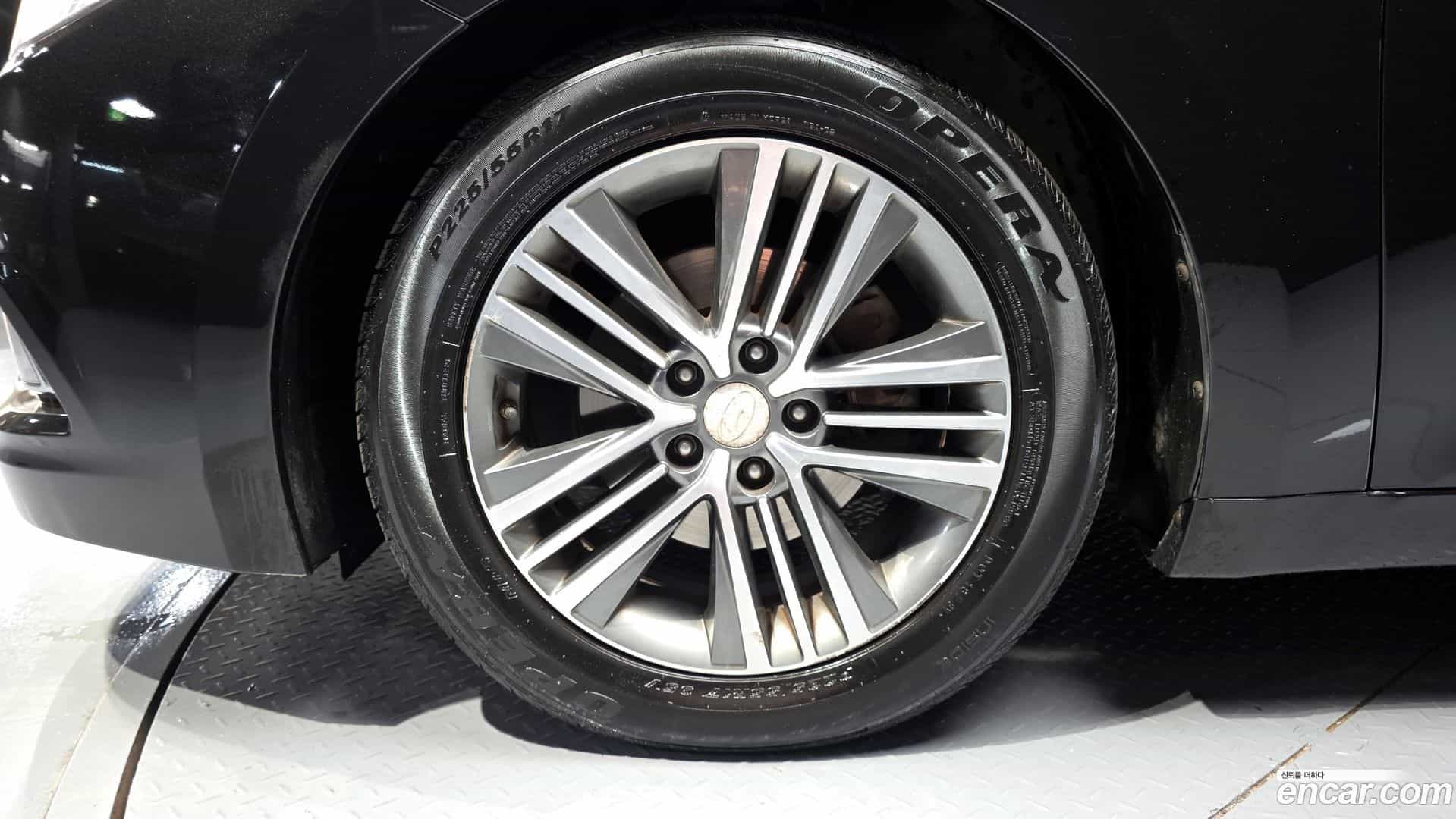 Grandeur Hyundai 2013.3-OUTER-005