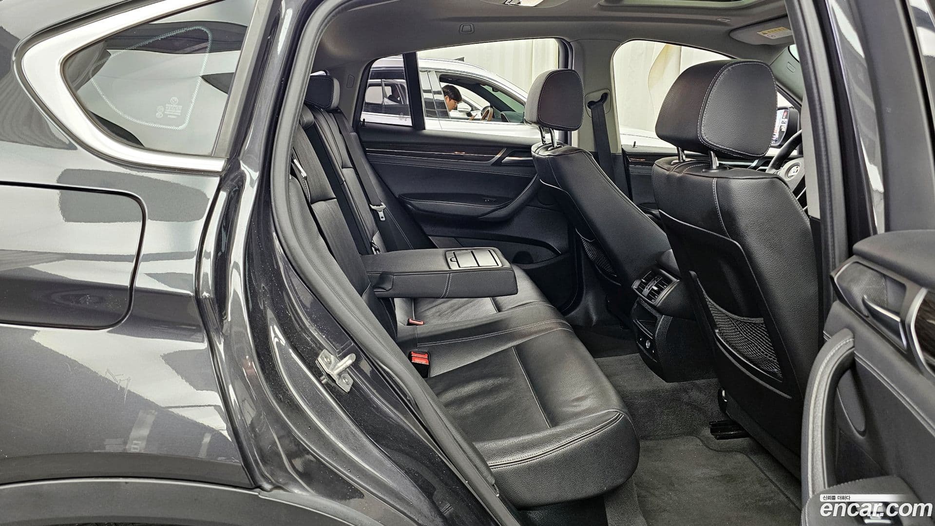 Main__Slider__Photo:X4 BMW 2015.10-11