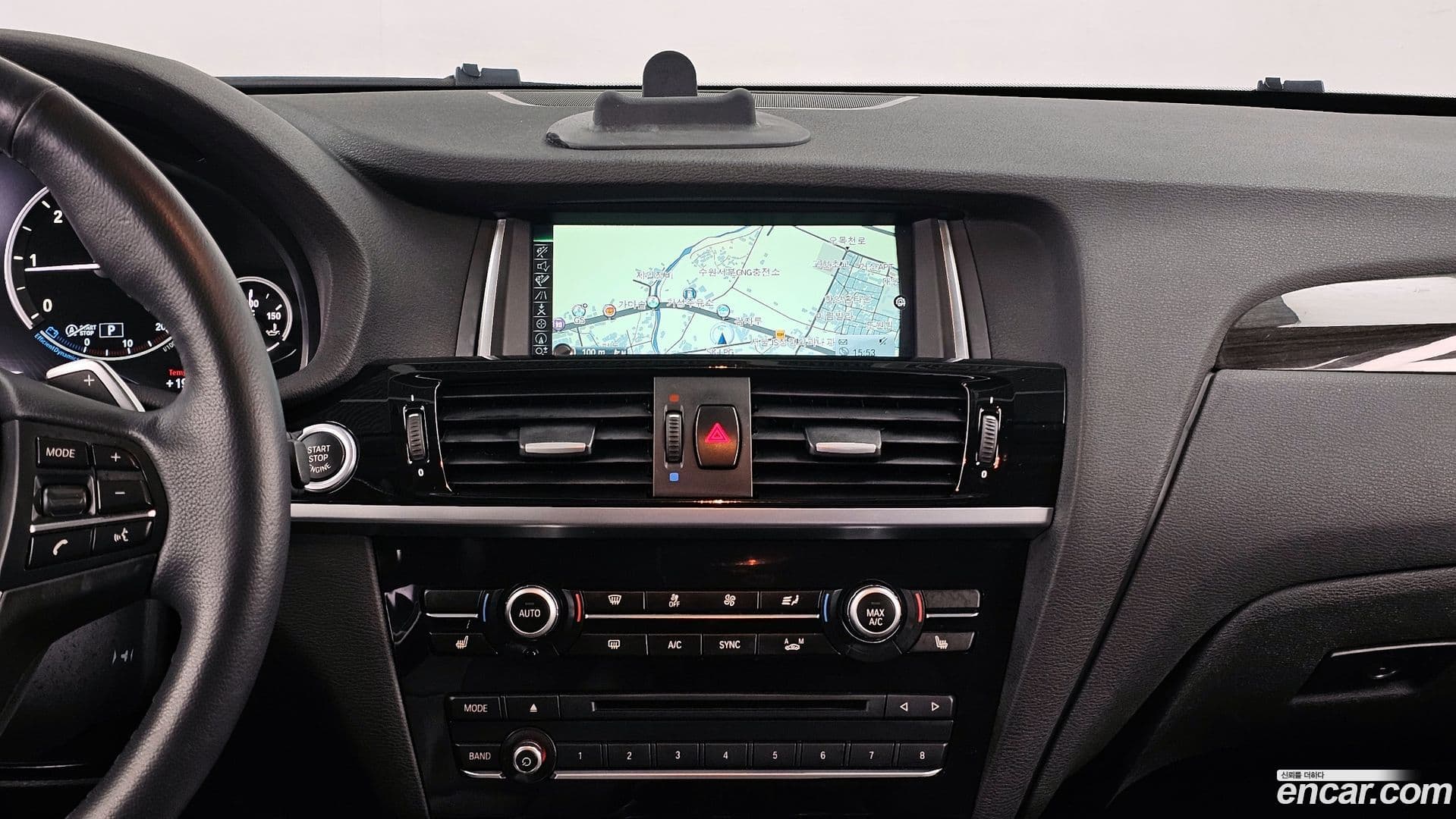 Main__Slider__Photo:X4 BMW 2015.10-13