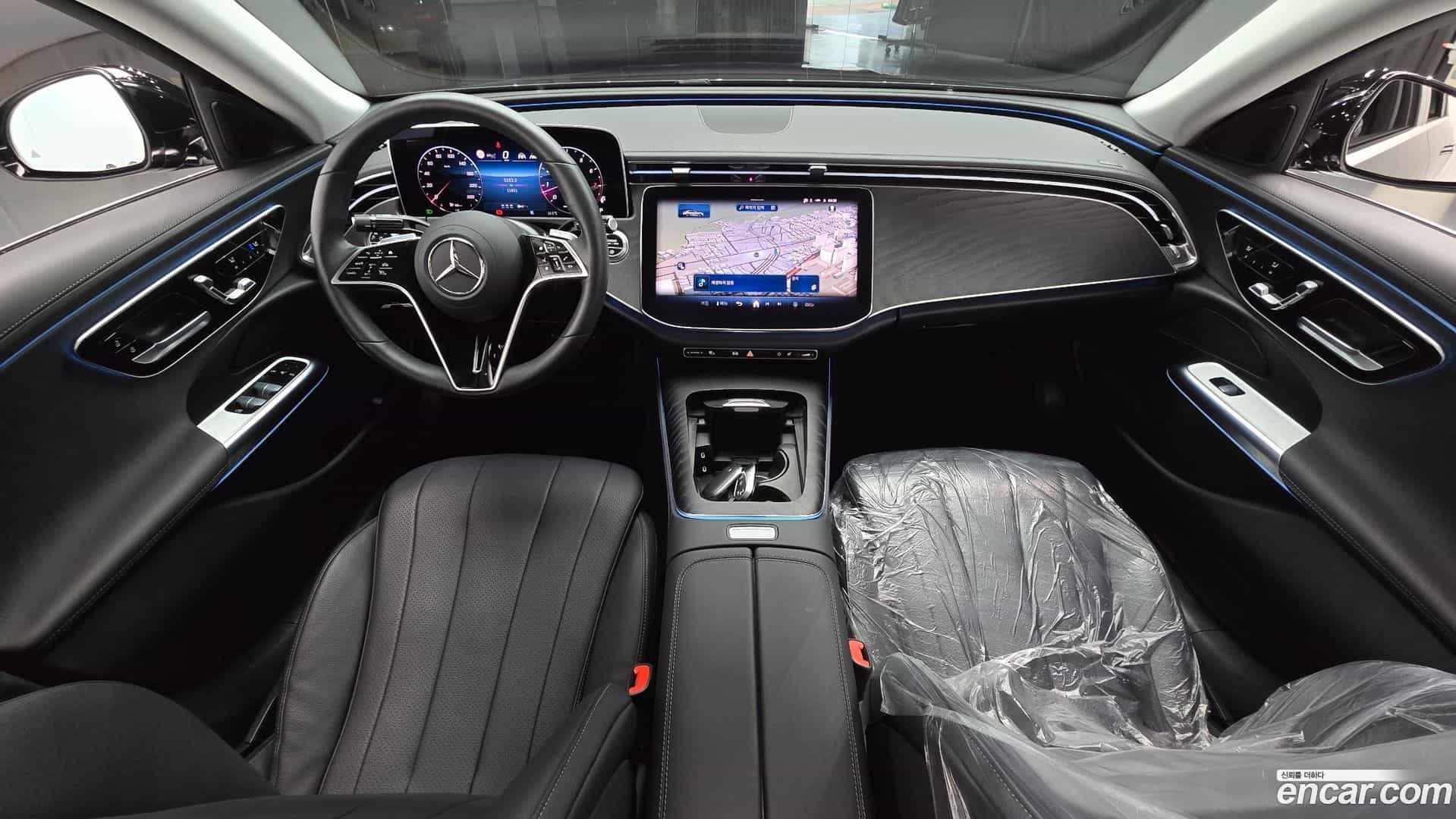 E-Class Mercedes-Benz 2024.8-INNER-007