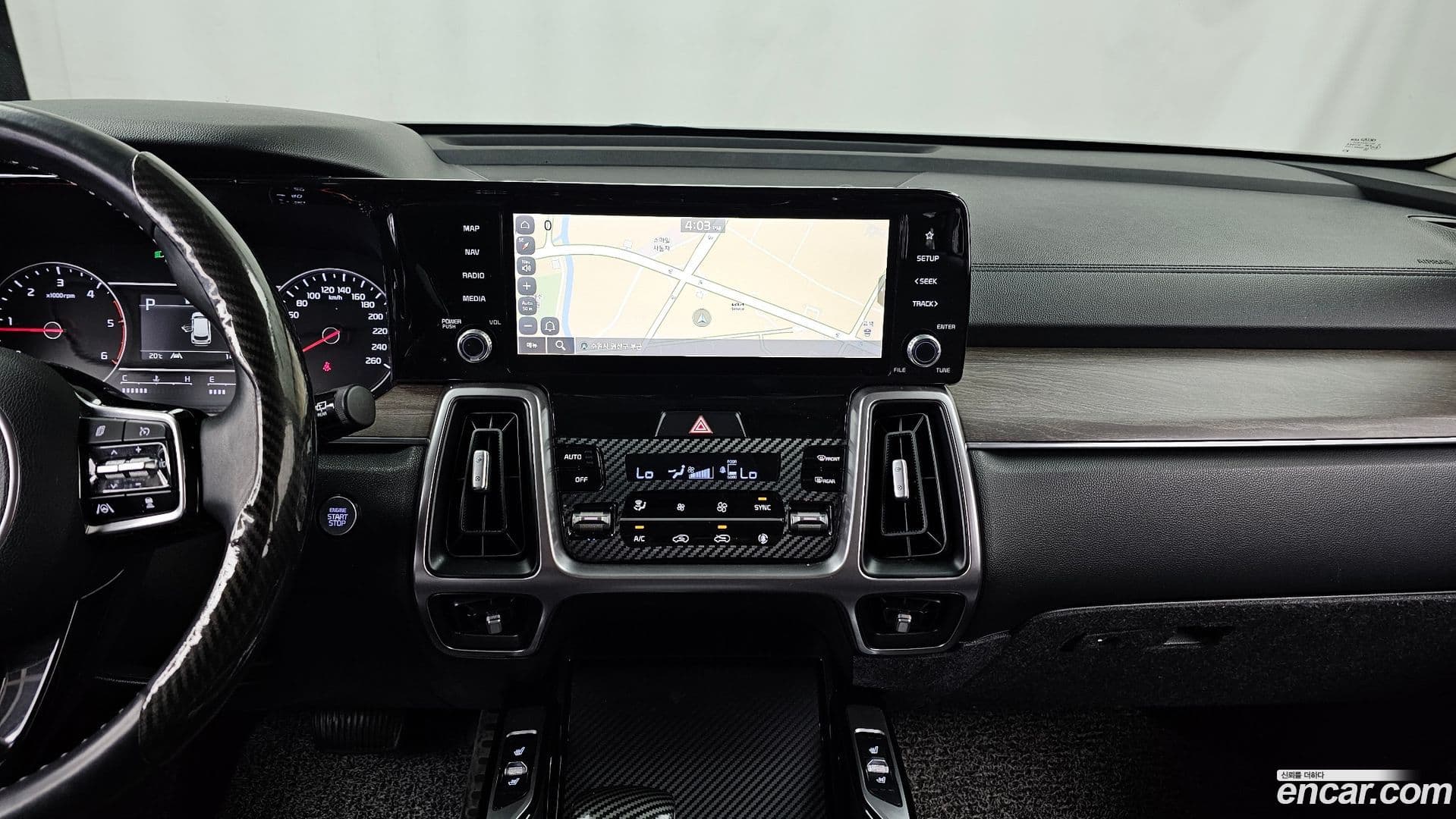 Main__Slider__Photo:Sorento Kia 2021.4-13