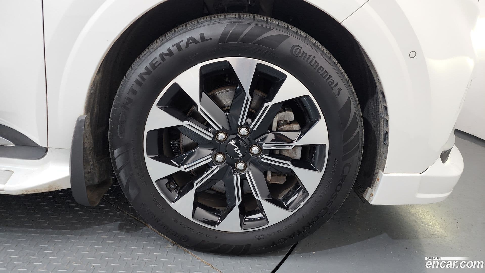 Main__Slider__Photo:Canival Kia 2023.6-4