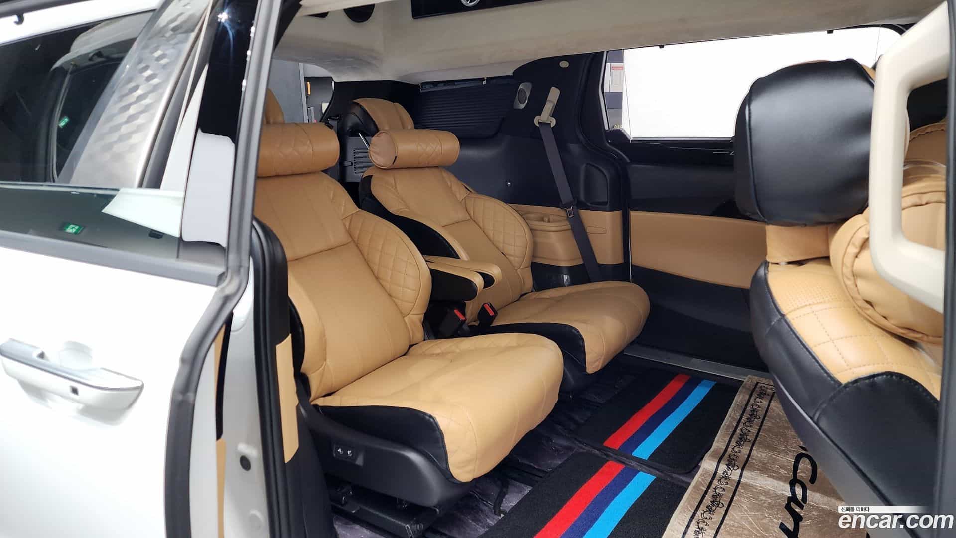 Canival Kia 2023.6-OPTION-016