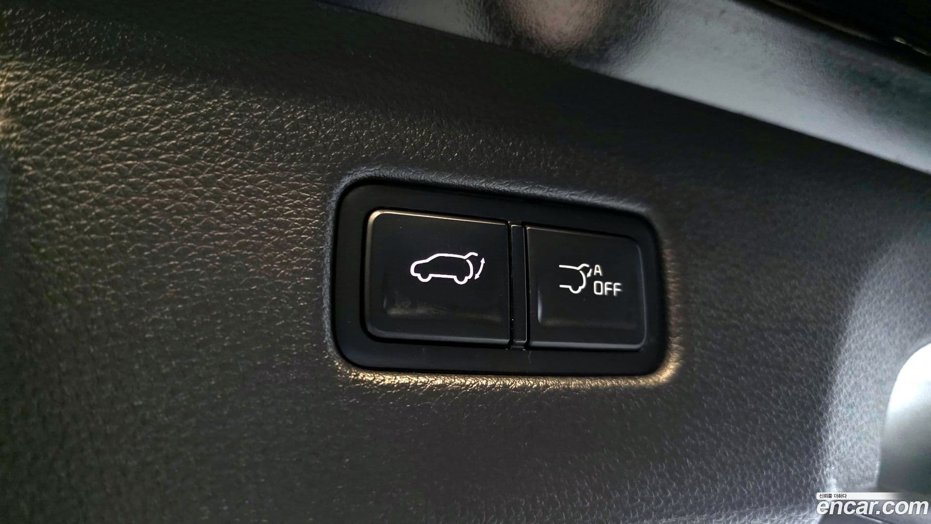 Main__Slider__Photo:Canival Kia 2024.0-19