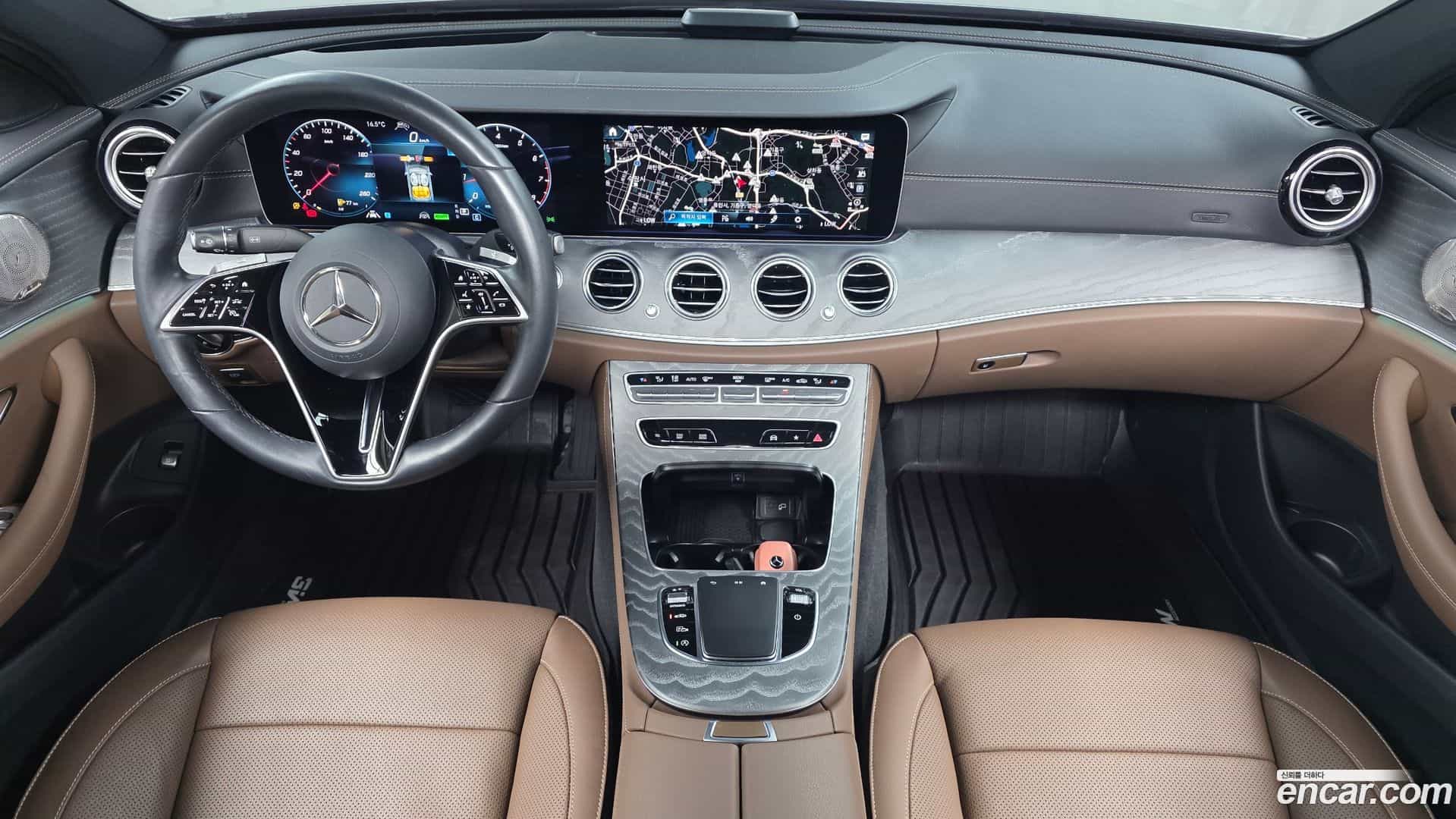 E-Class Mercedes-Benz 2022.1-INNER-007