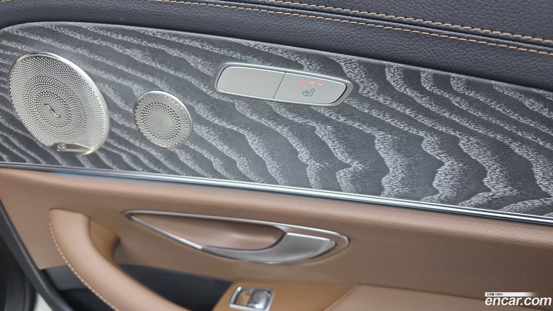 E-Class Mercedes-Benz 2022.1-OPTION-023