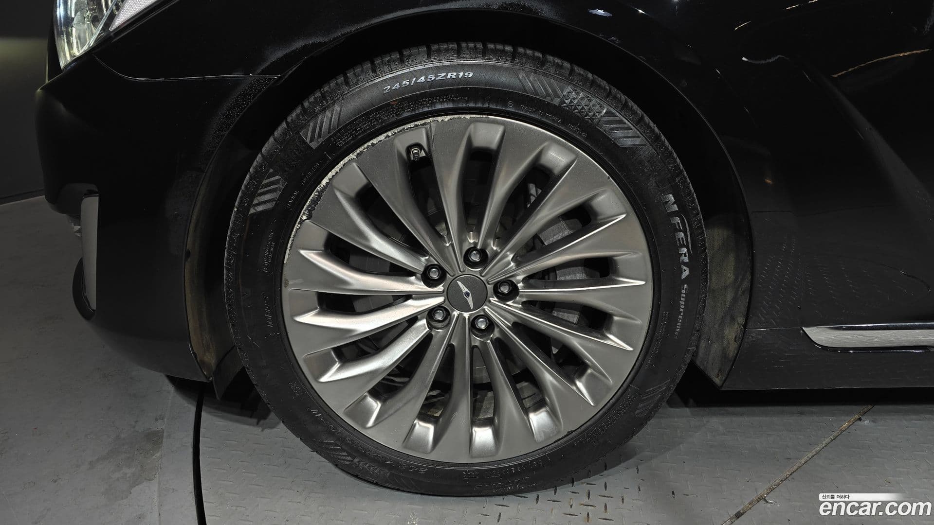 Main__Slider__Photo:EQ900 Genesis 2016.0-4