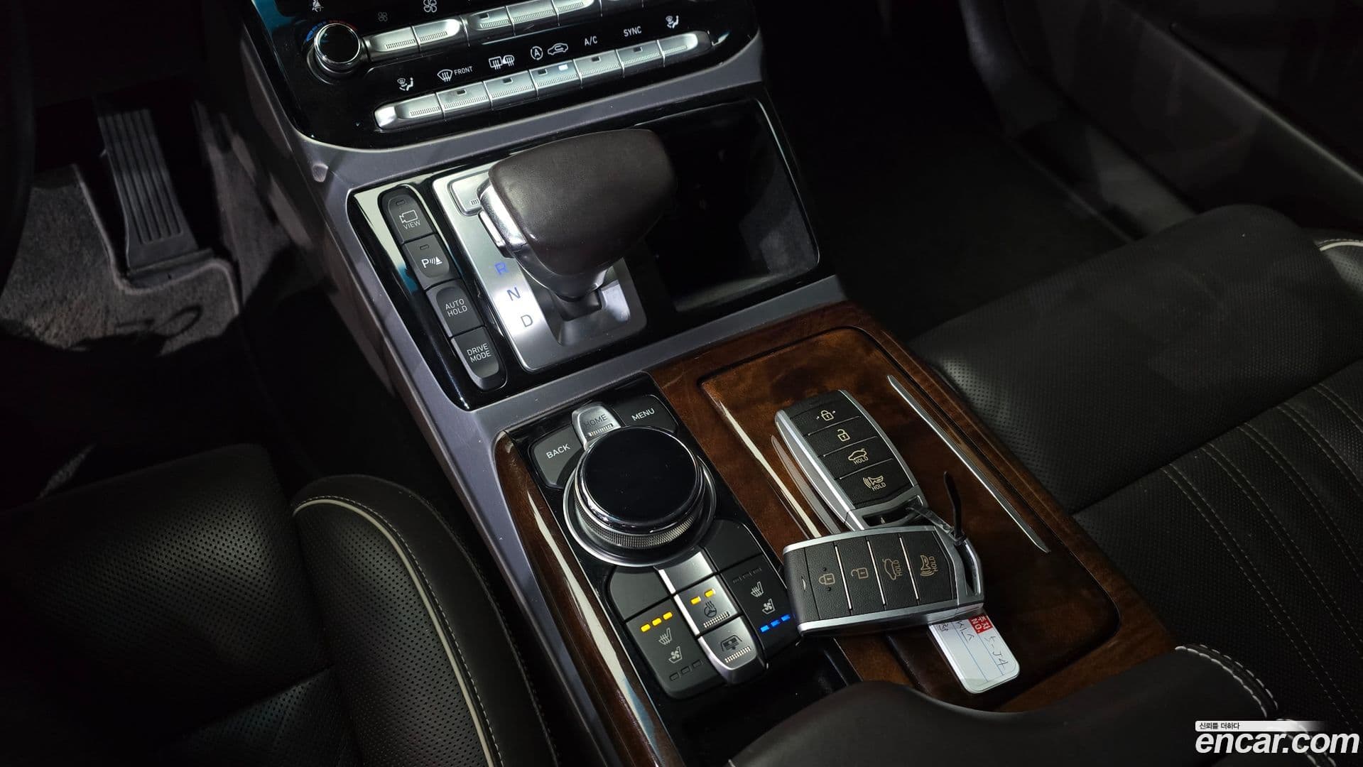 Main__Slider__Photo:EQ900 Genesis 2016.0-8