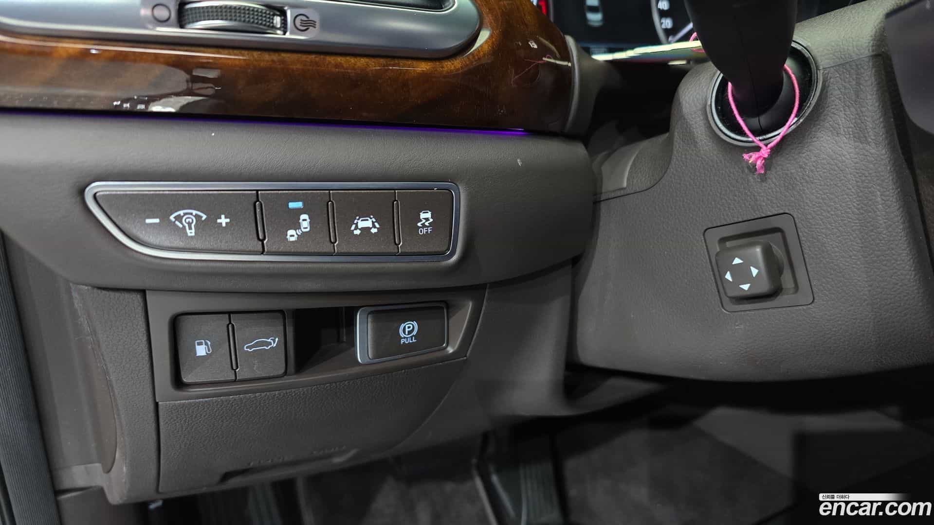 EQ900 Genesis 2016.0-OPTION-021