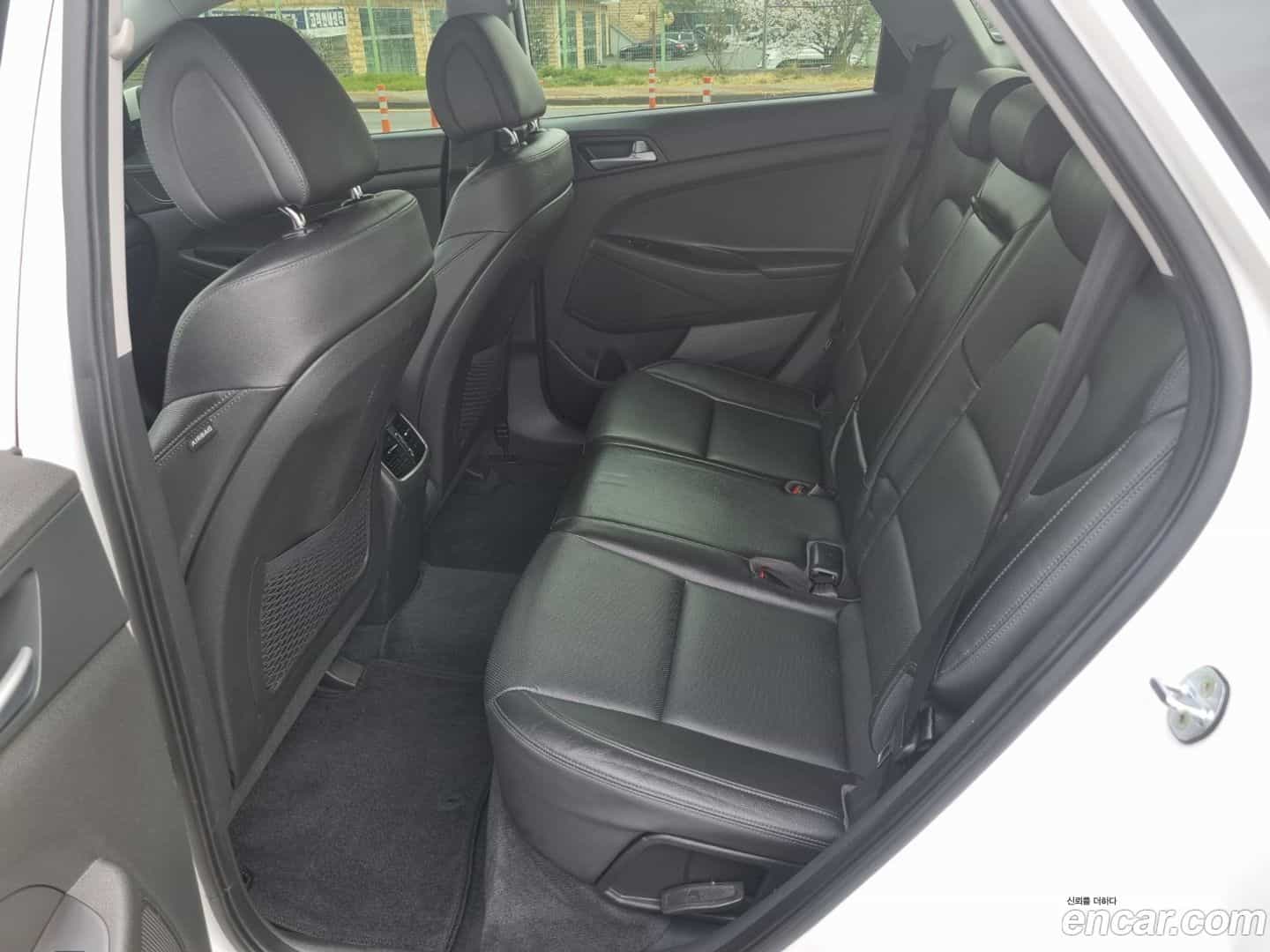 Tucson Hyundai 2016.6-OPTION-015