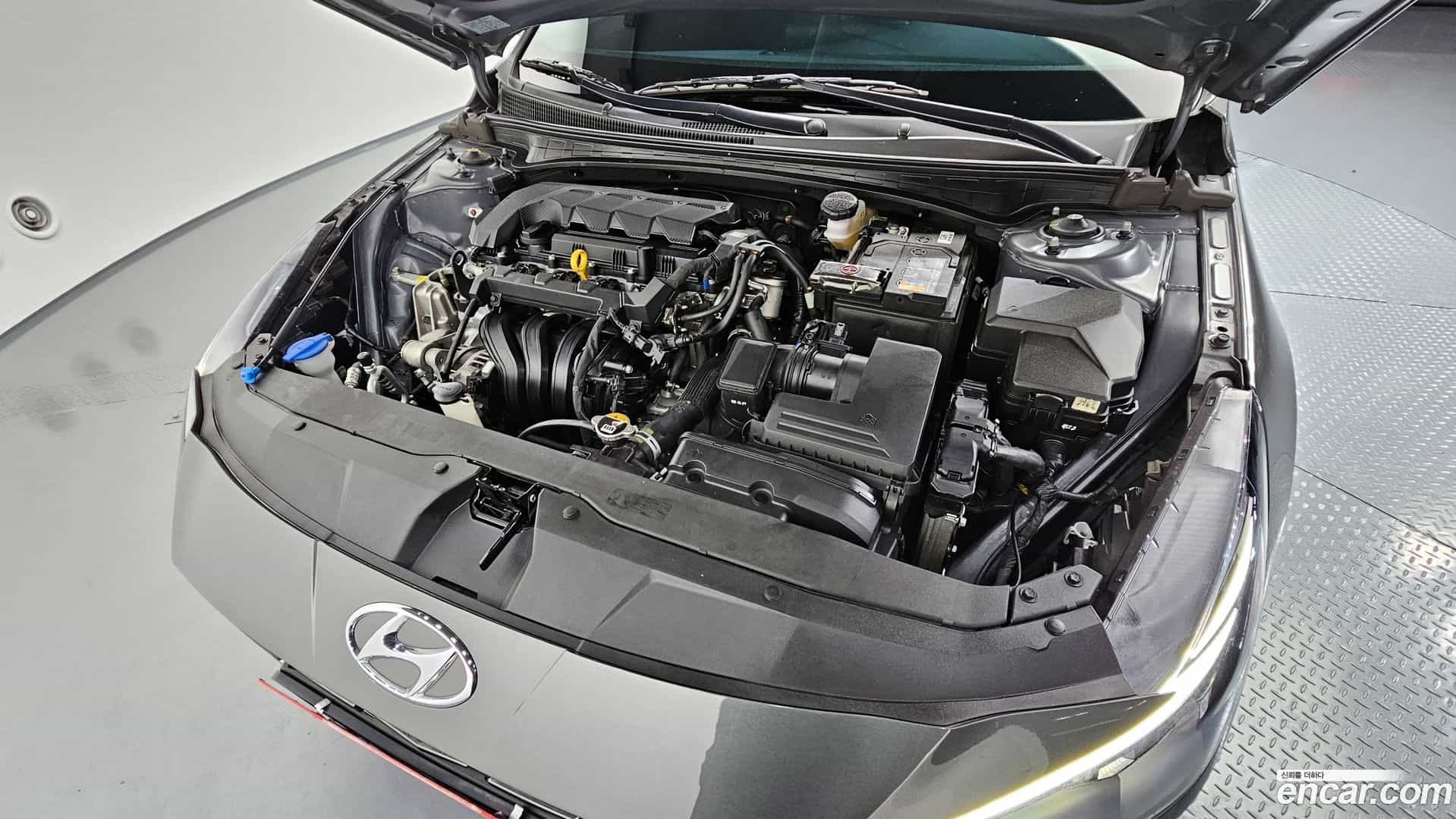 AVANTE Hyundai 2023.0-OUTER-006