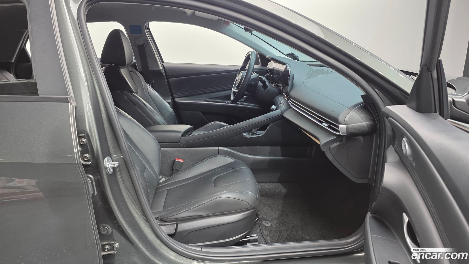 Main__Slider__Photo:AVANTE Hyundai 2023.0-9