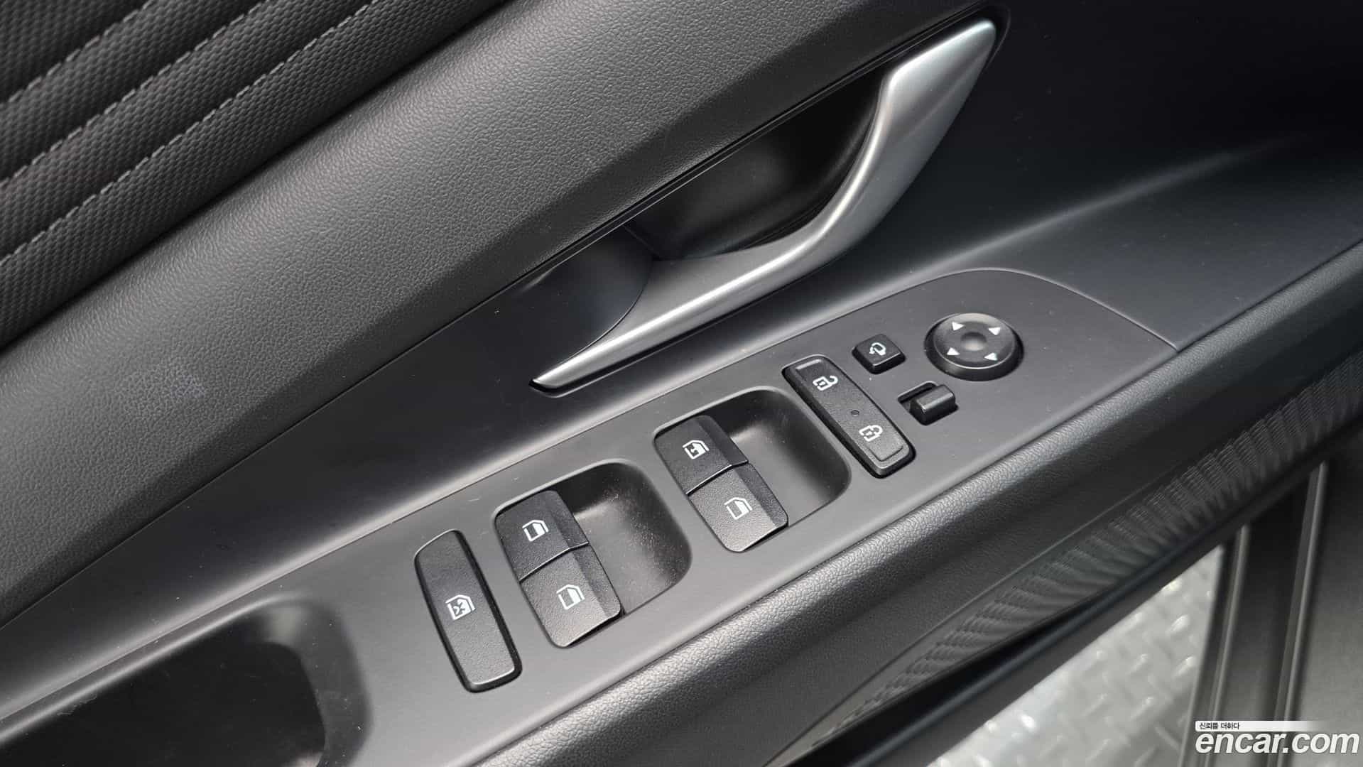 AVANTE Hyundai 2023.0-OPTION-022