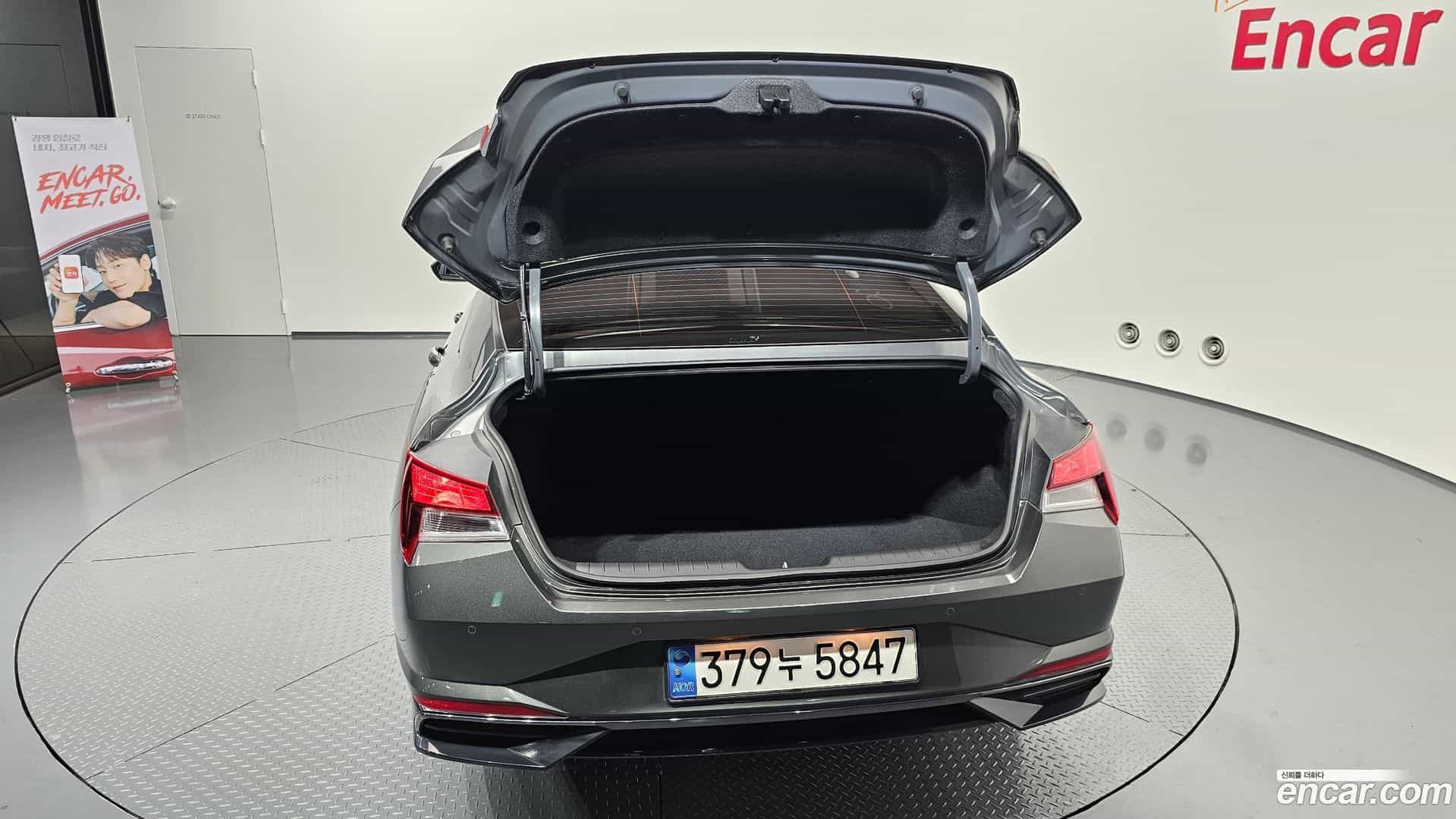 AVANTE Hyundai 2023.0-OPTION-024