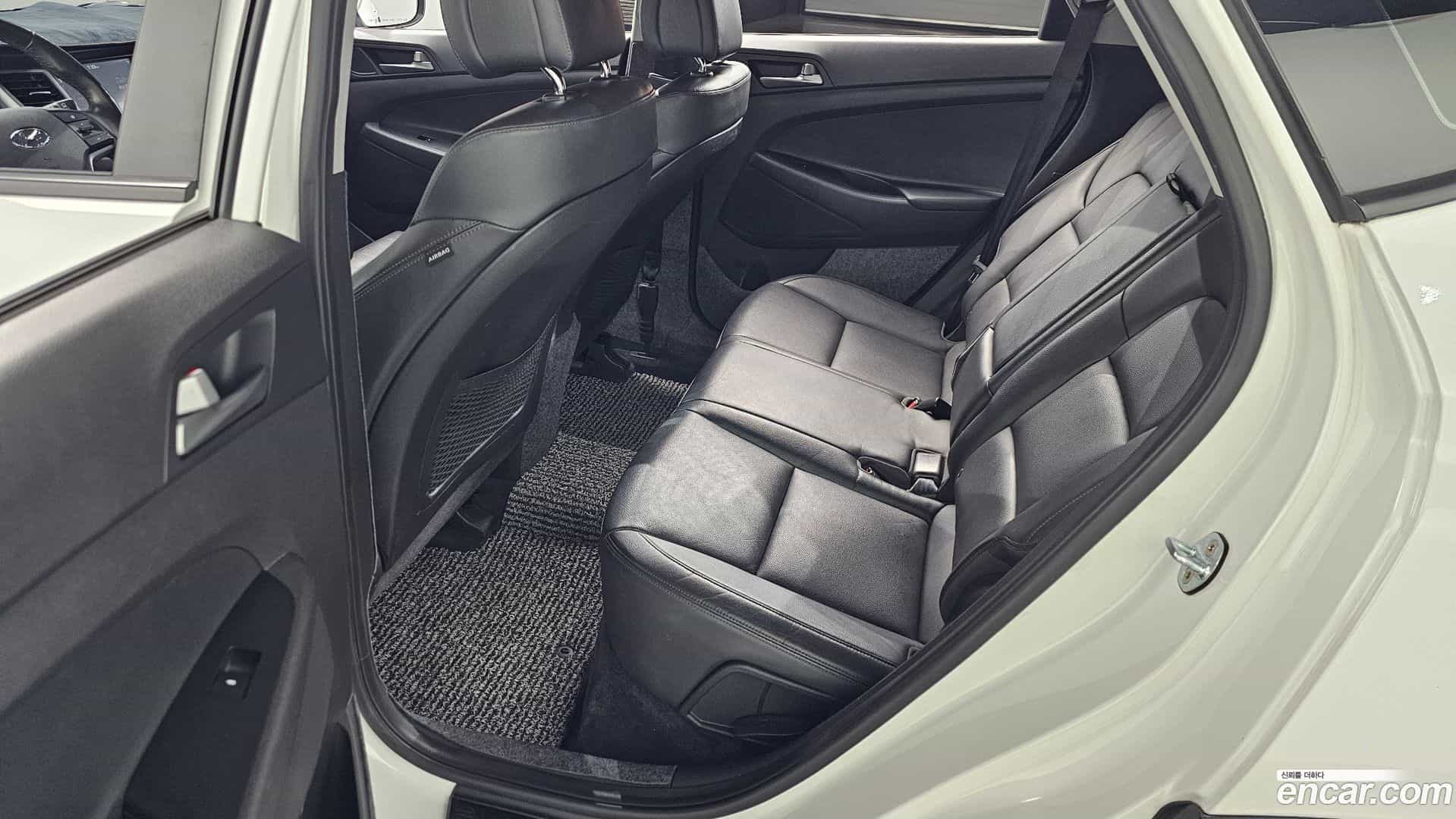 Tucson Hyundai 2017.4-OPTION-016