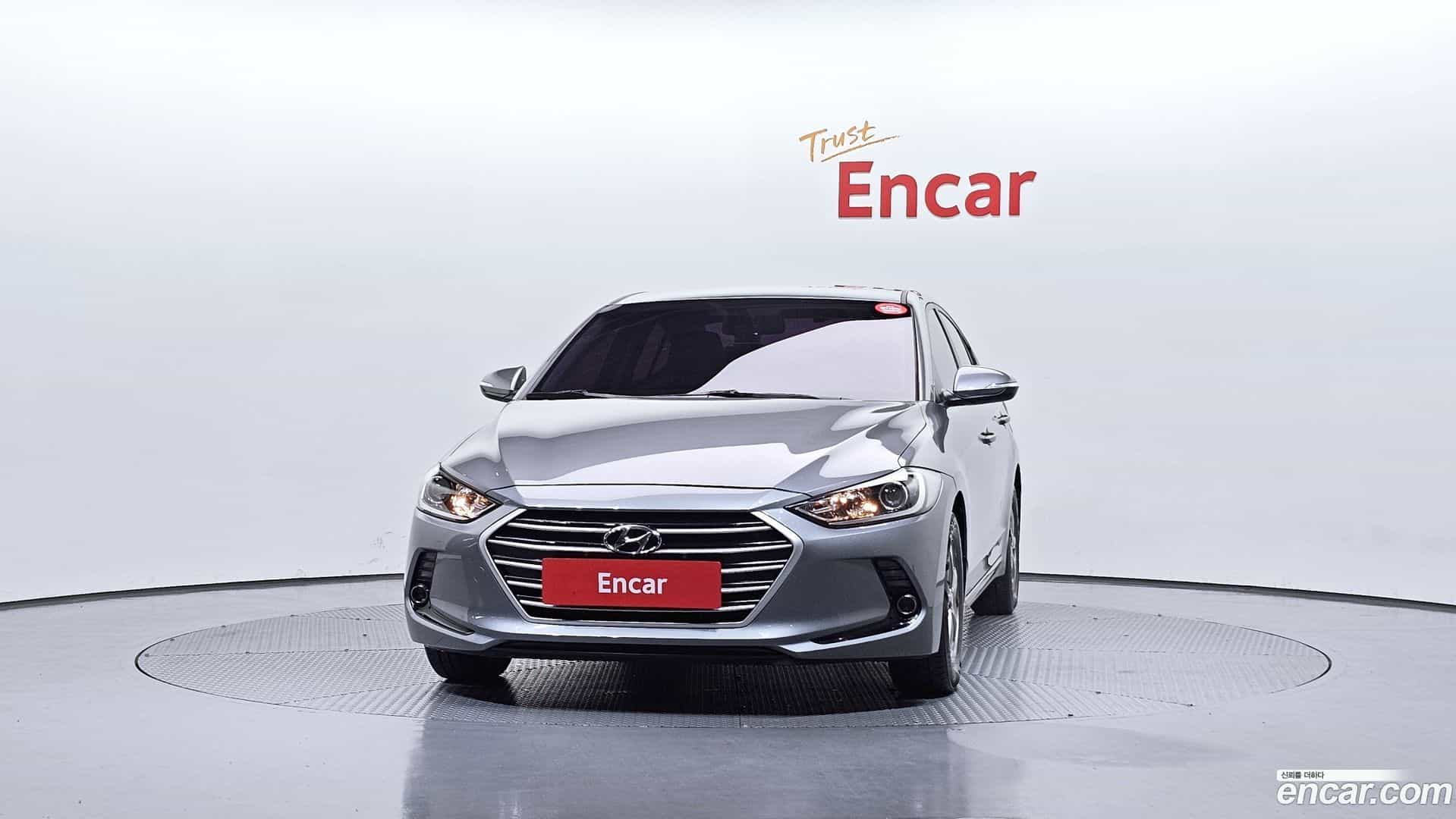 AVANTE Hyundai 2015.9-OUTER-003