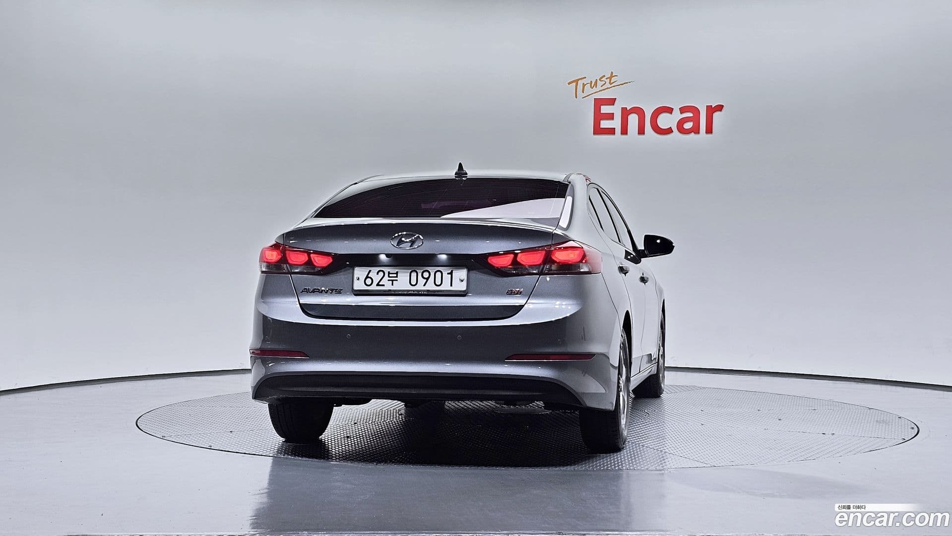 Main__Slider__Photo:AVANTE Hyundai 2015.9-3