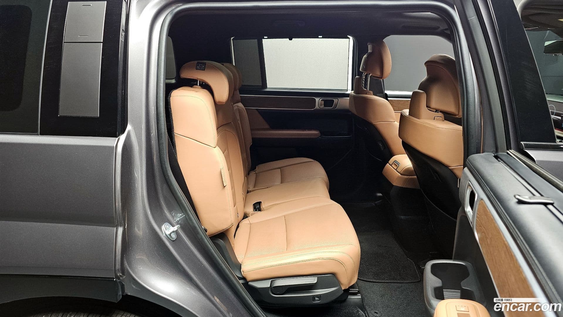 Main__Slider__Photo:Santafe Hyundai 2023.10-10