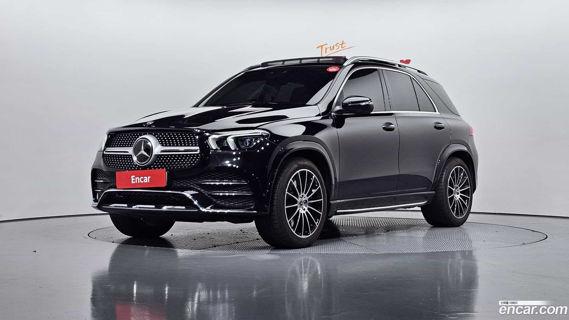 GLE-Class Mercedes-Benz 2023.4-OUTER-001