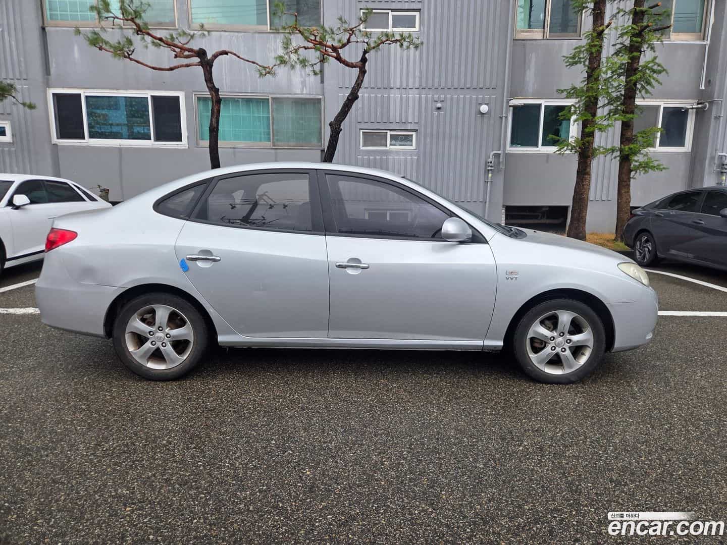 AVANTE Hyundai 2009.5-OUTER-005