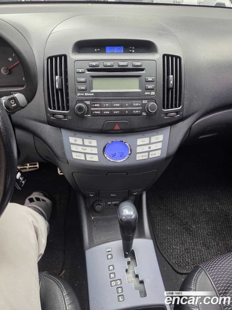 AVANTE Hyundai 2009.5-OPTION-017