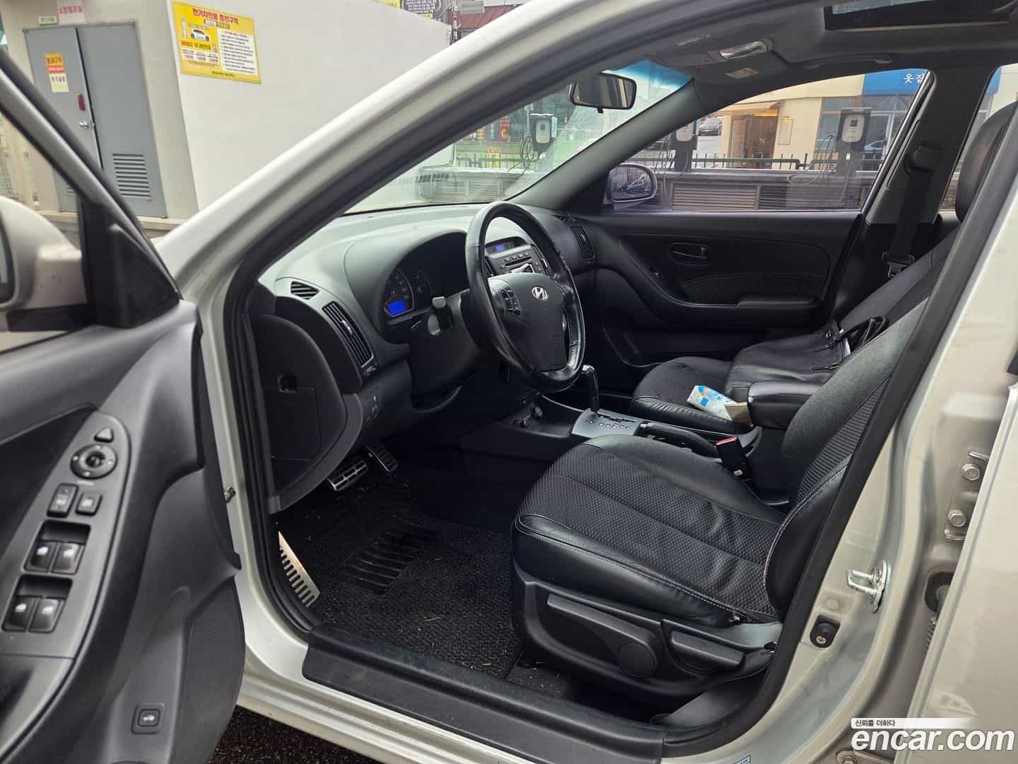 AVANTE Hyundai 2009.5-OPTION-019