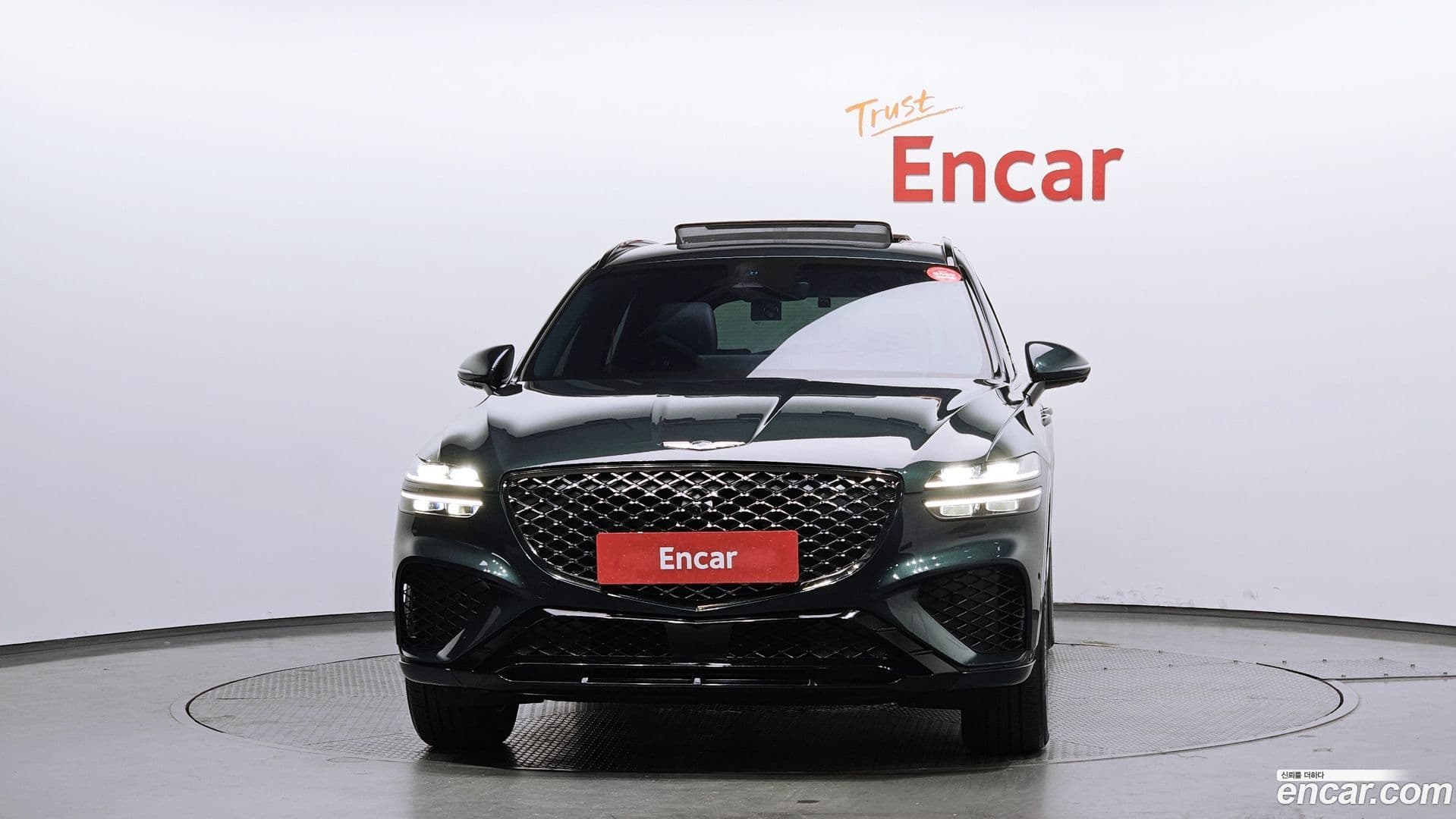 Main__Slider__Photo:GV70 Genesis 2022.8-2