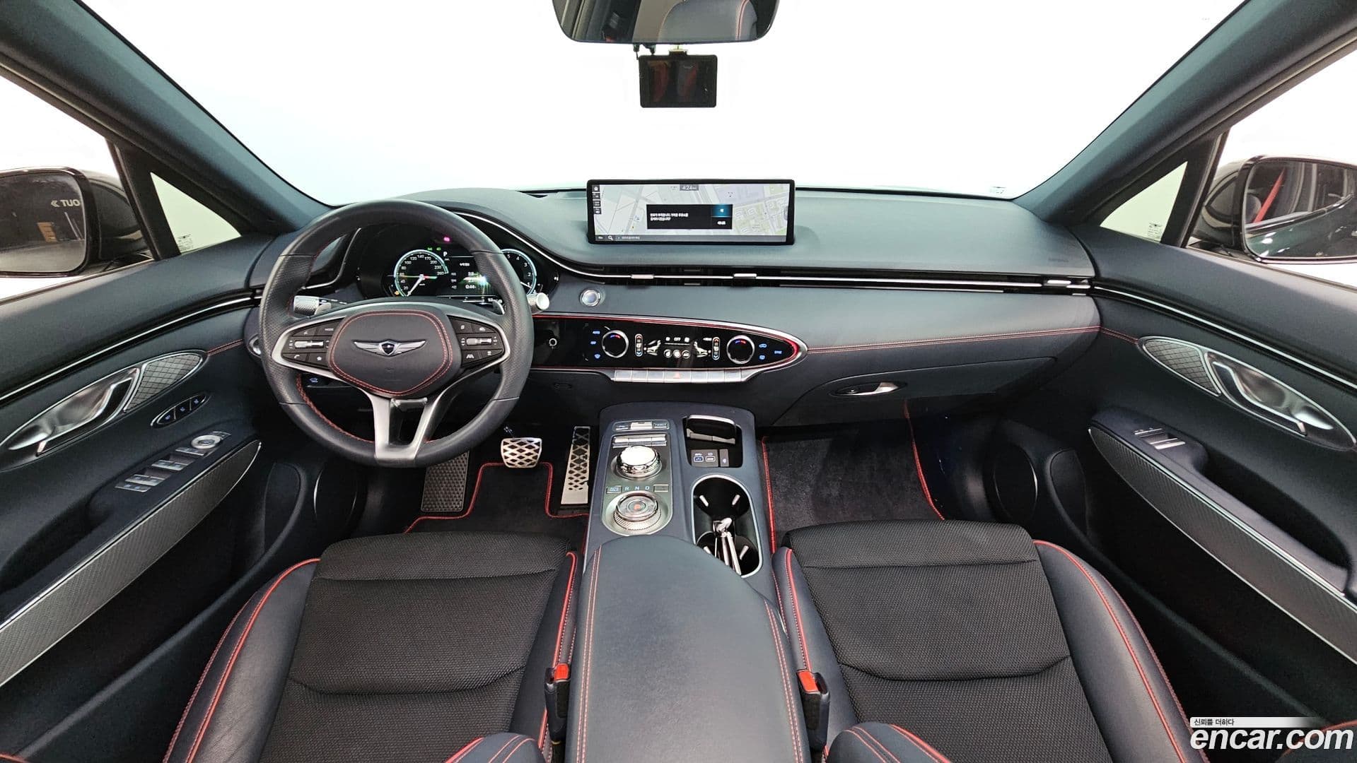 Main__Slider__Photo:GV70 Genesis 2022.8-6