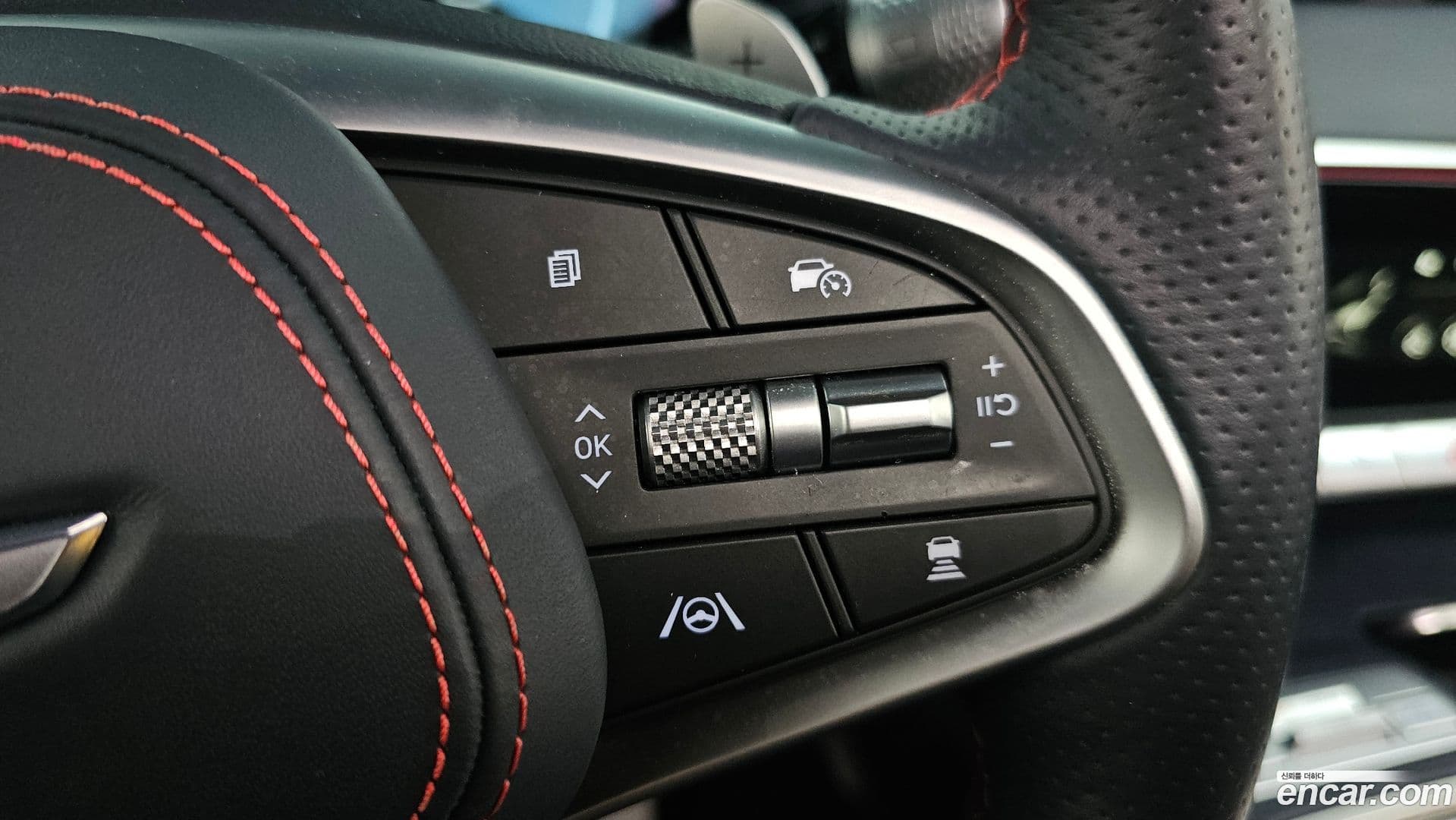 Main__Slider__Photo:GV70 Genesis 2022.8-17