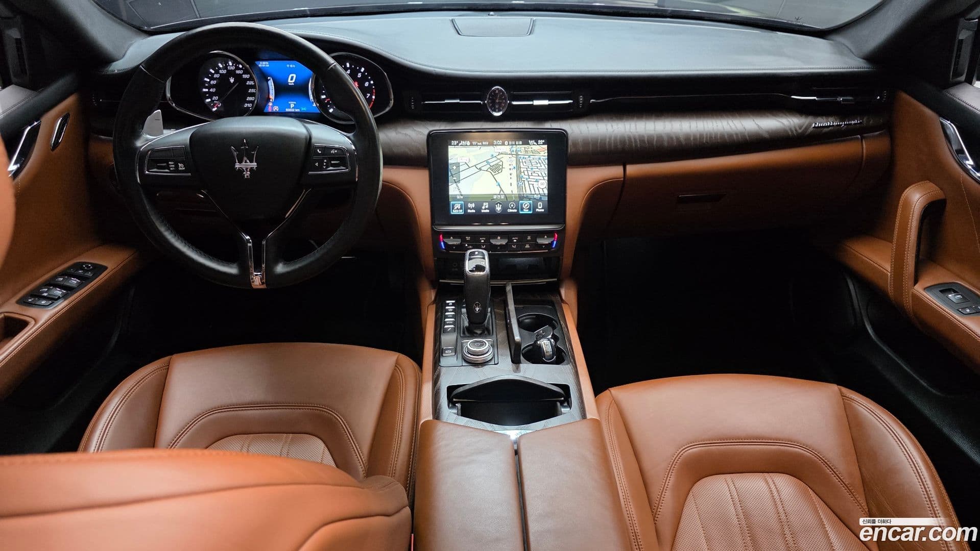 Main__Slider__Photo:Quattroporte Maserati 2019.11-6