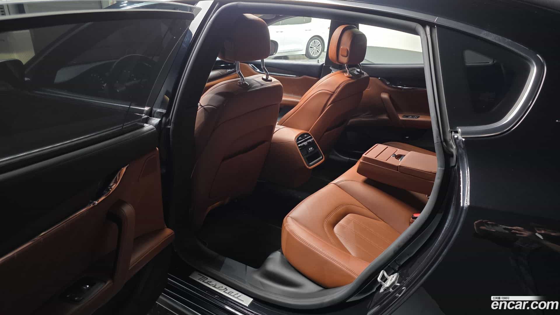 Quattroporte Maserati 2019.11-OPTION-015