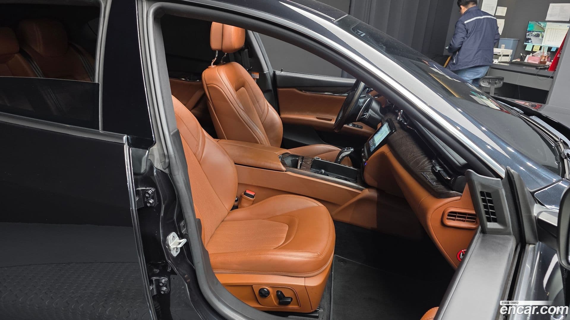 Main__Slider__Photo:Quattroporte Maserati 2019.11-11