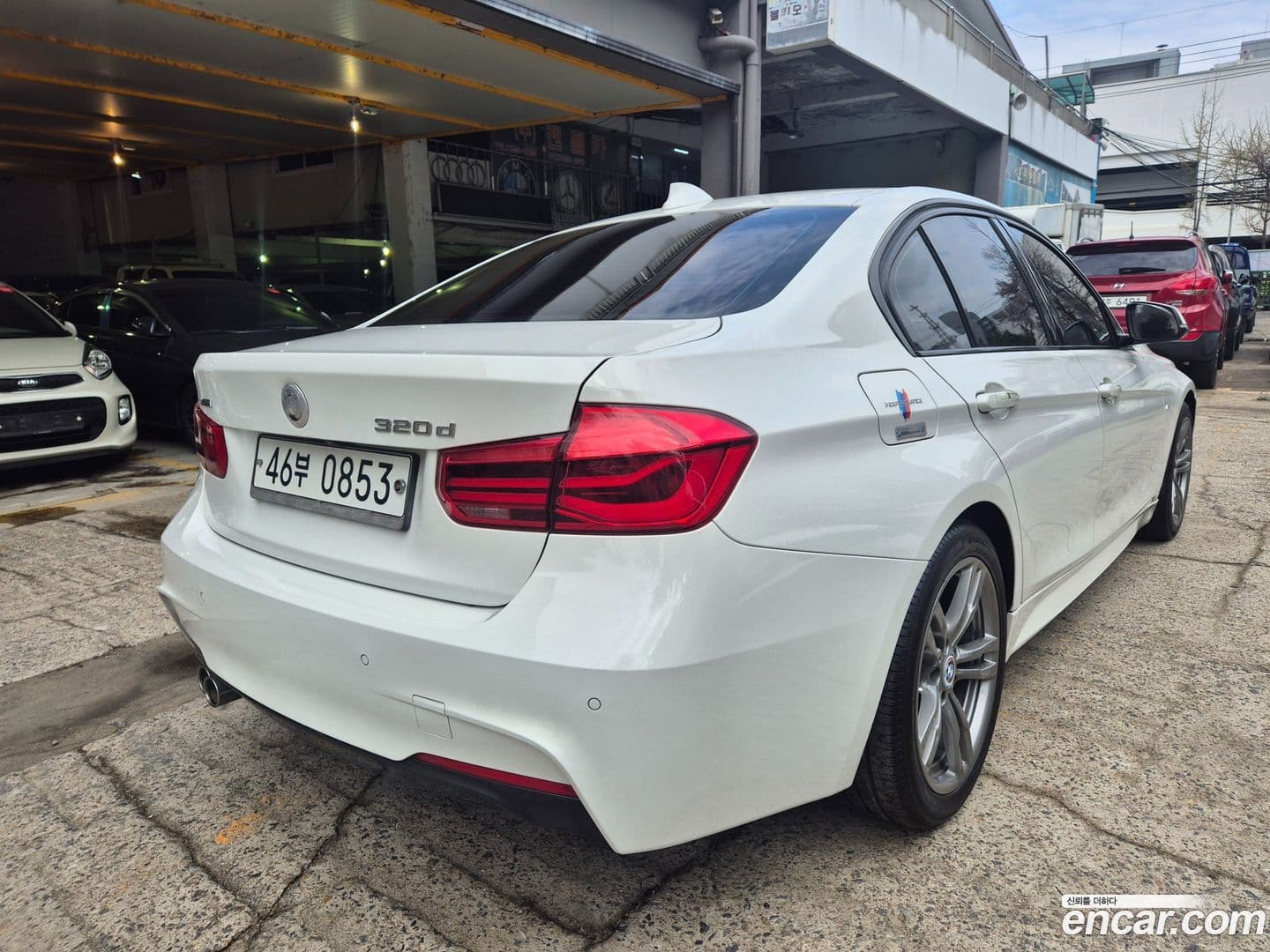 Main__Slider__Photo:3-Series BMW 2016.5-4