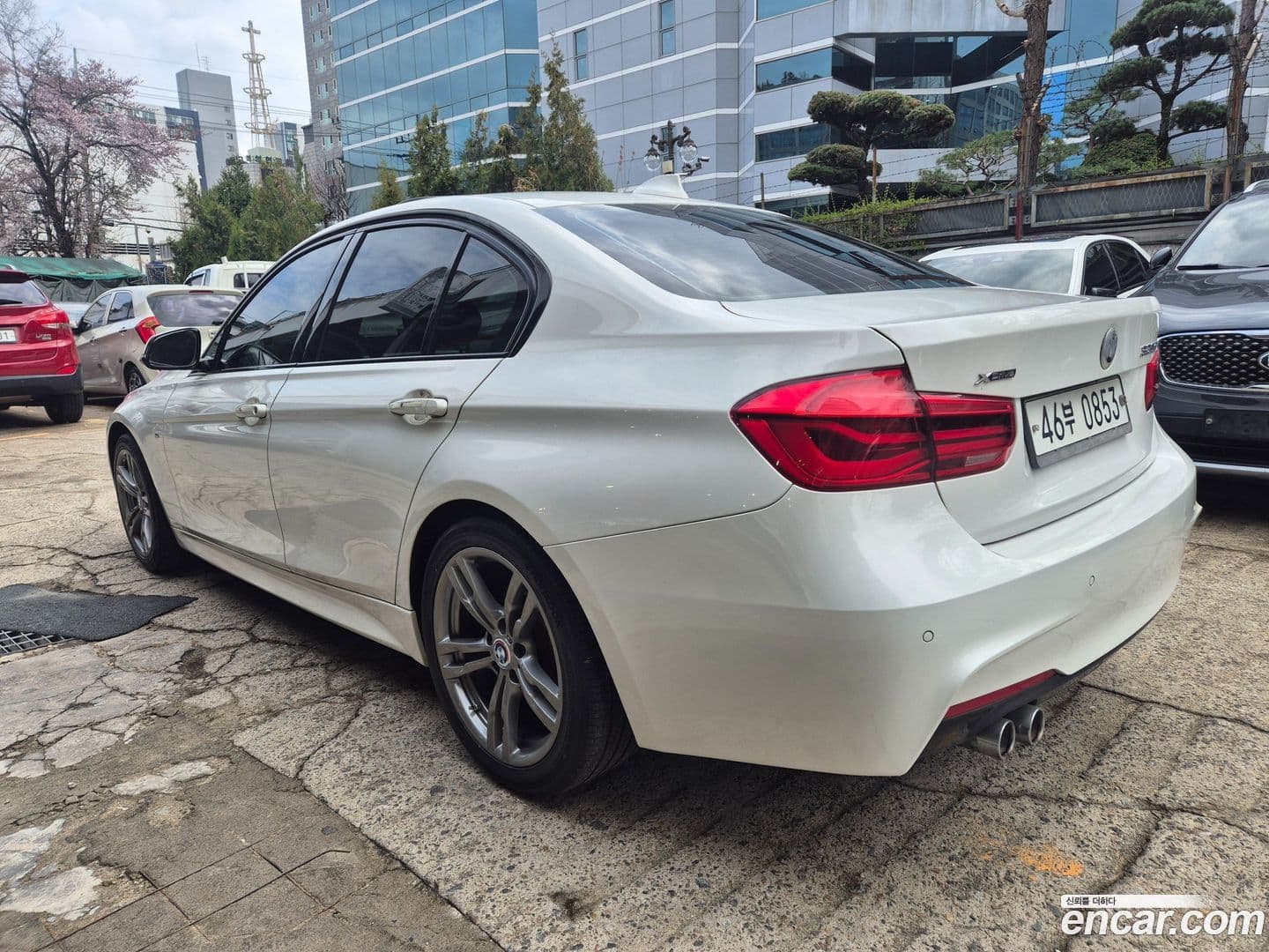 Main__Slider__Photo:3-Series BMW 2016.5-5