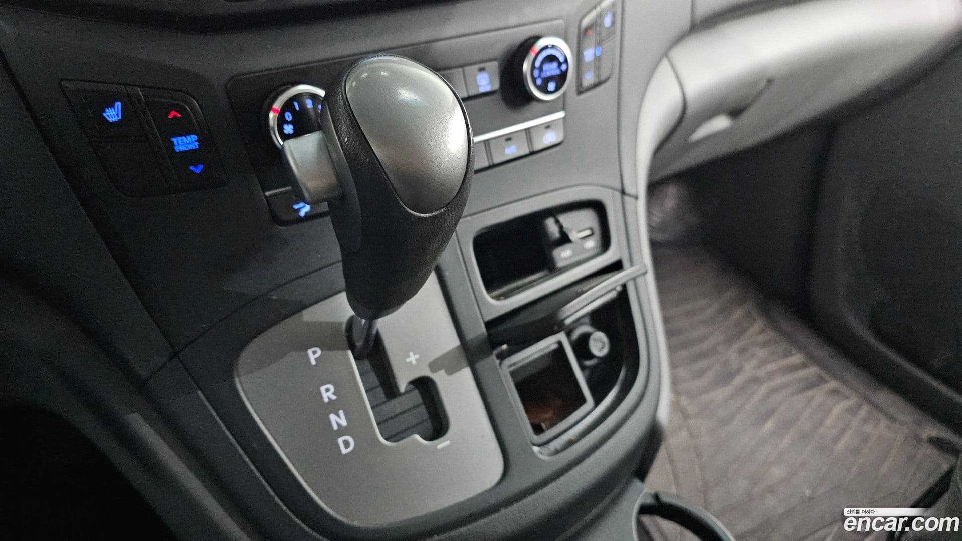 Main__Slider__Photo:Starex Hyundai 2017.1-8