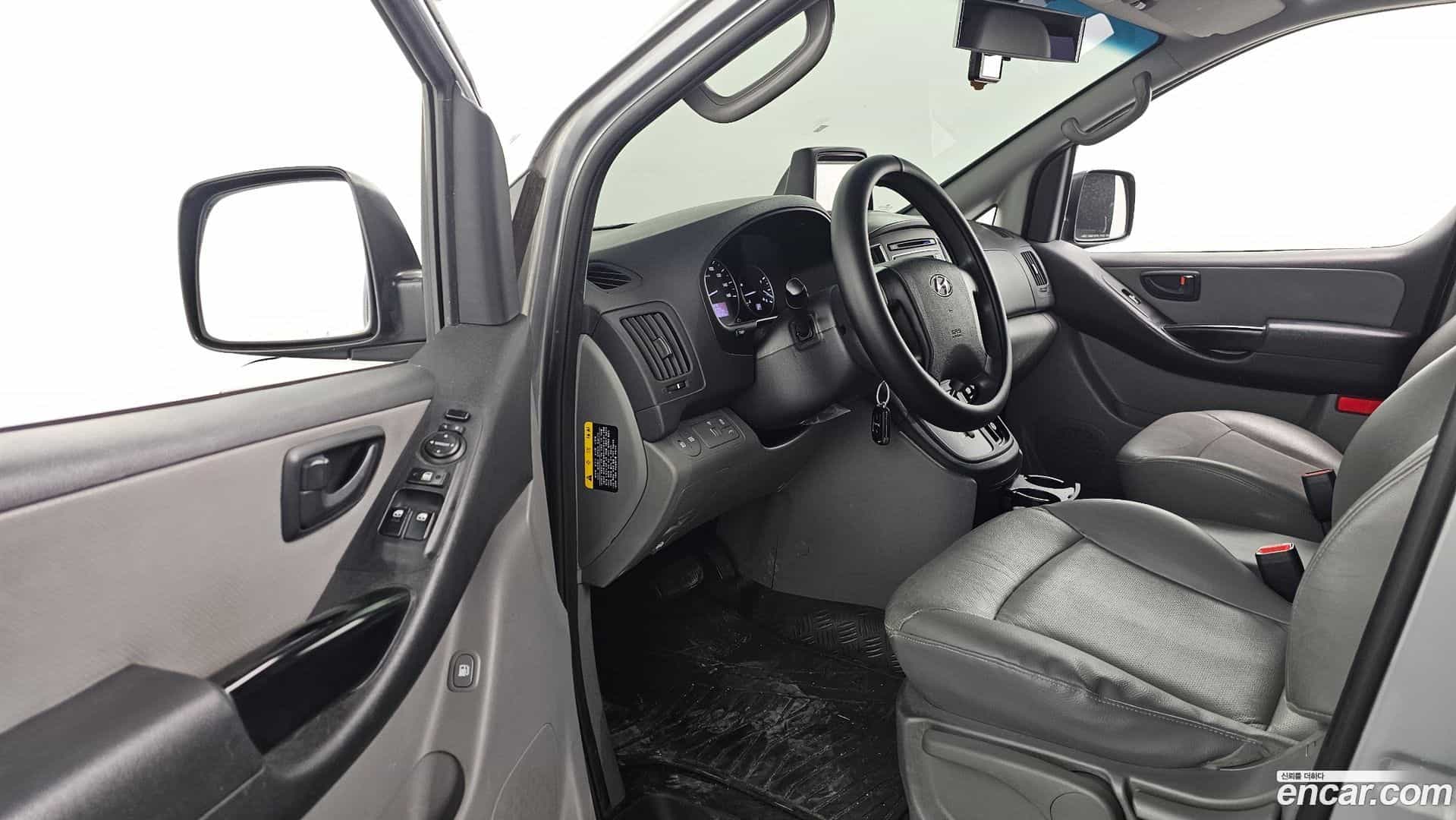 Starex Hyundai 2017.1-OPTION-015