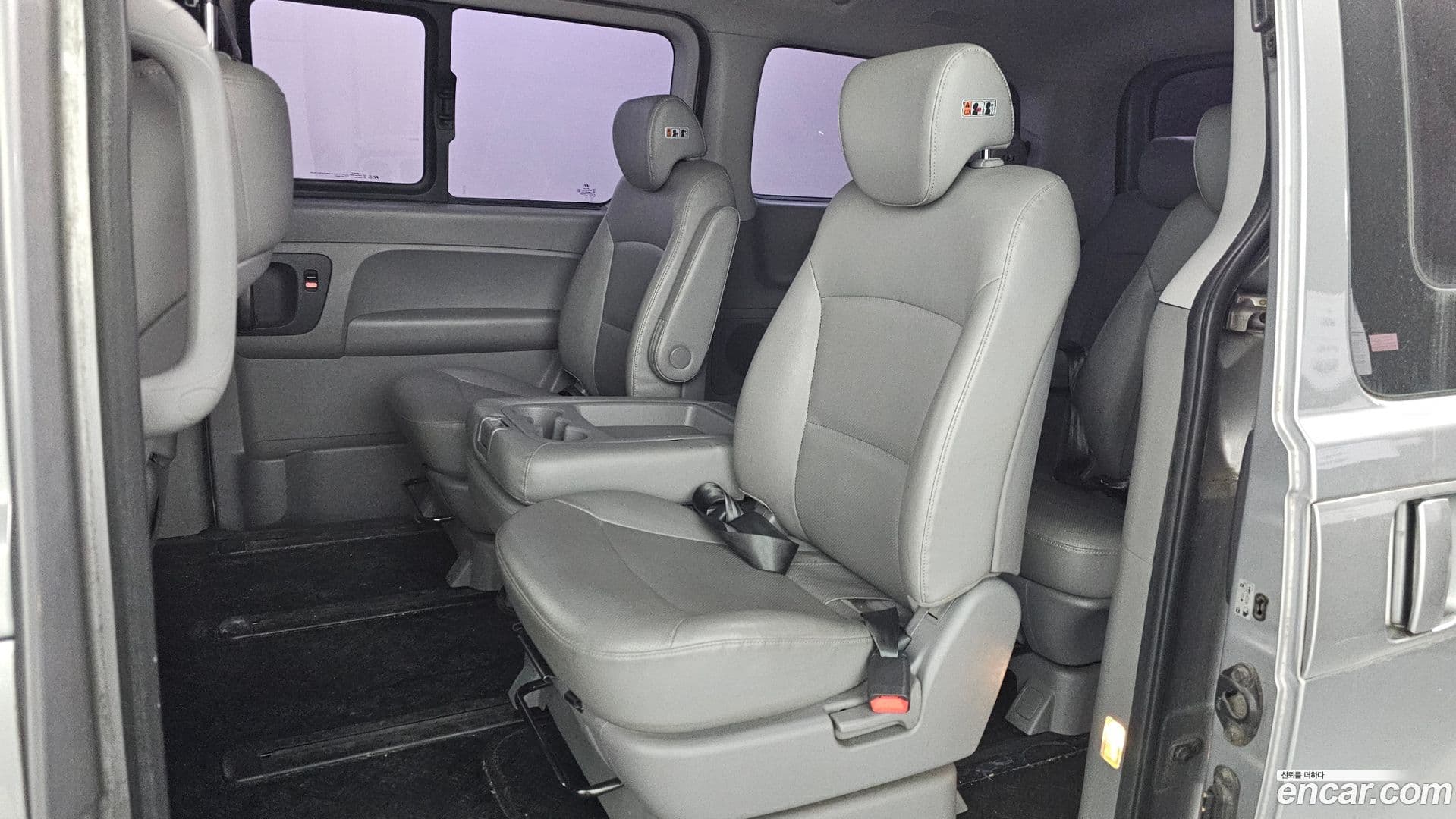 Main__Slider__Photo:Starex Hyundai 2017.1-11