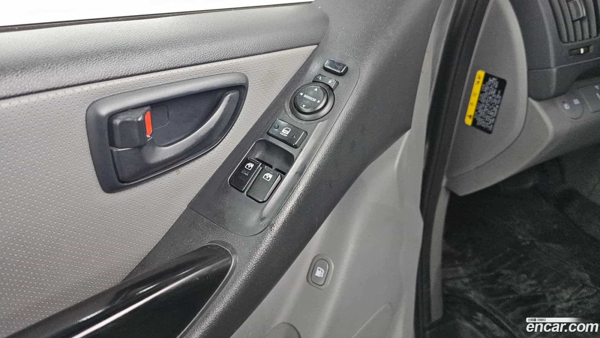 Starex Hyundai 2017.1-OPTION-021