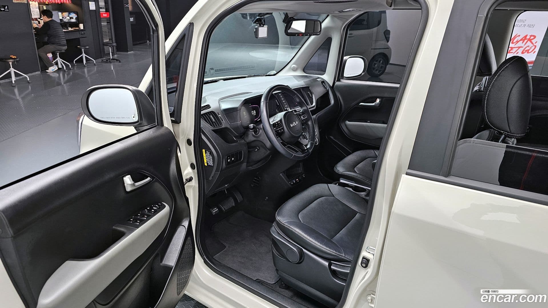 Main__Slider__Photo:RAY Kia 2022.11-10