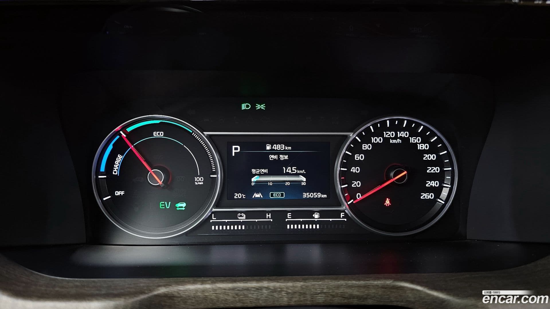 Main__Slider__Photo:Sorento Kia 2022.0-7