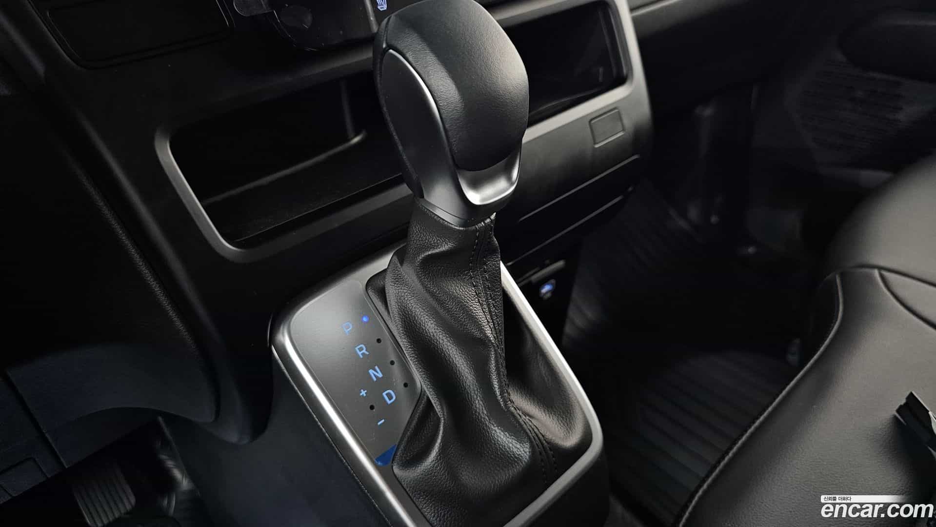 Staria Hyundai 2025.5-INNER-009