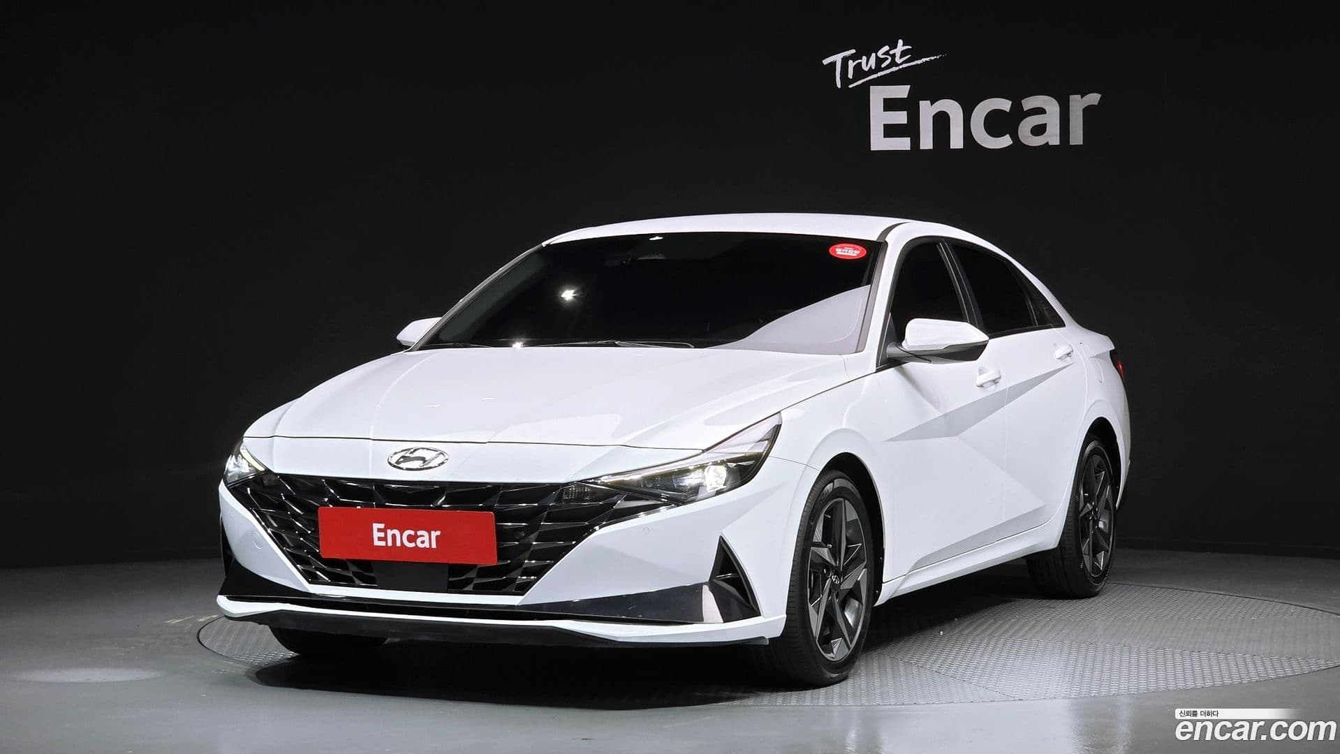 Main__Slider__Photo:AVANTE Hyundai 2020.8-0