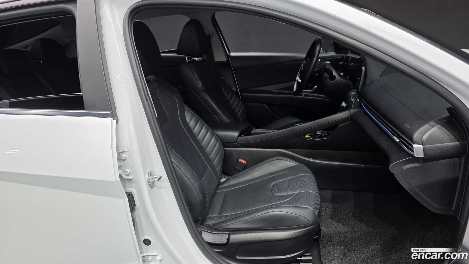 AVANTE Hyundai 2020.8-INNER-010