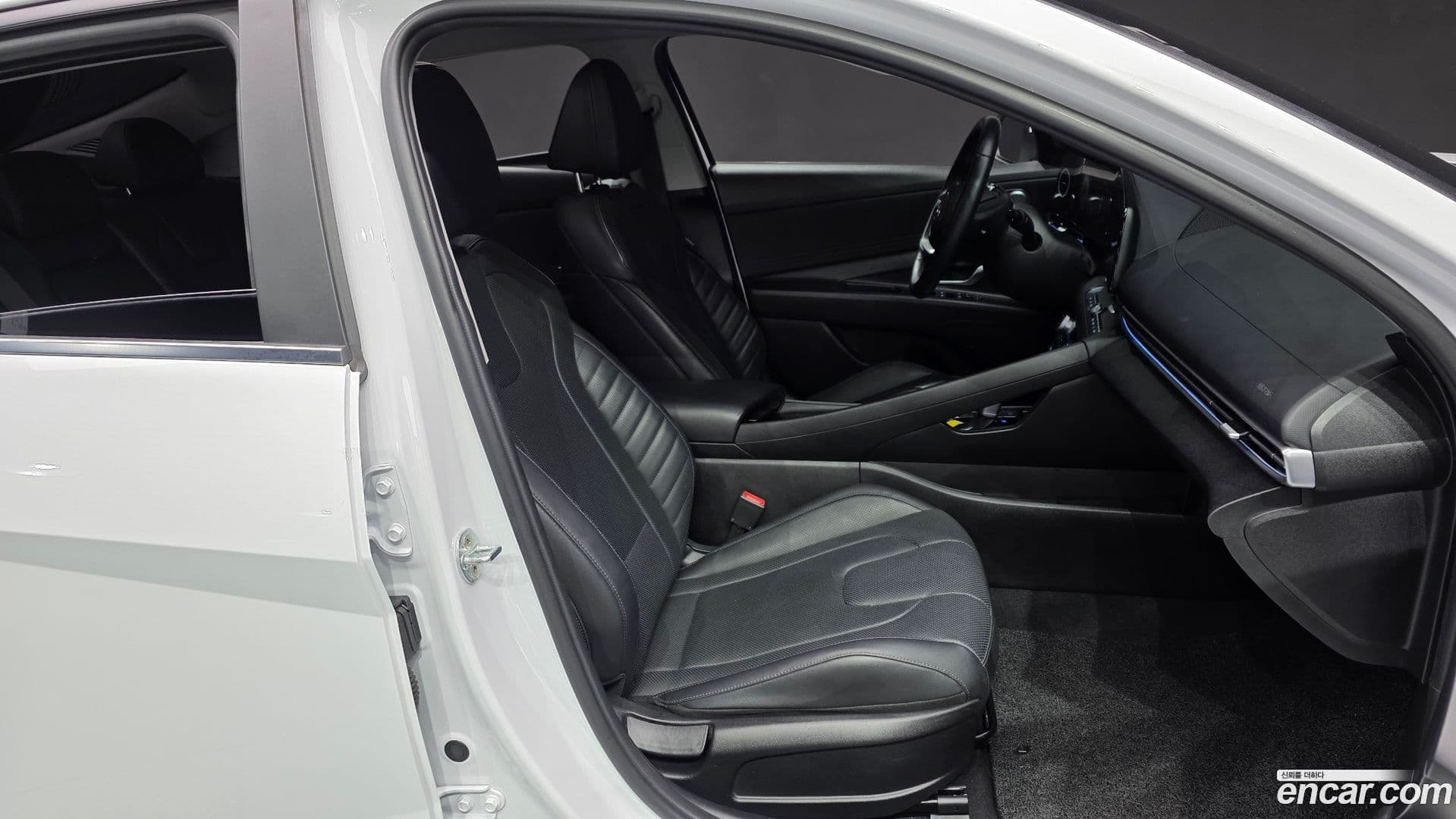 Main__Slider__Photo:AVANTE Hyundai 2020.8-9