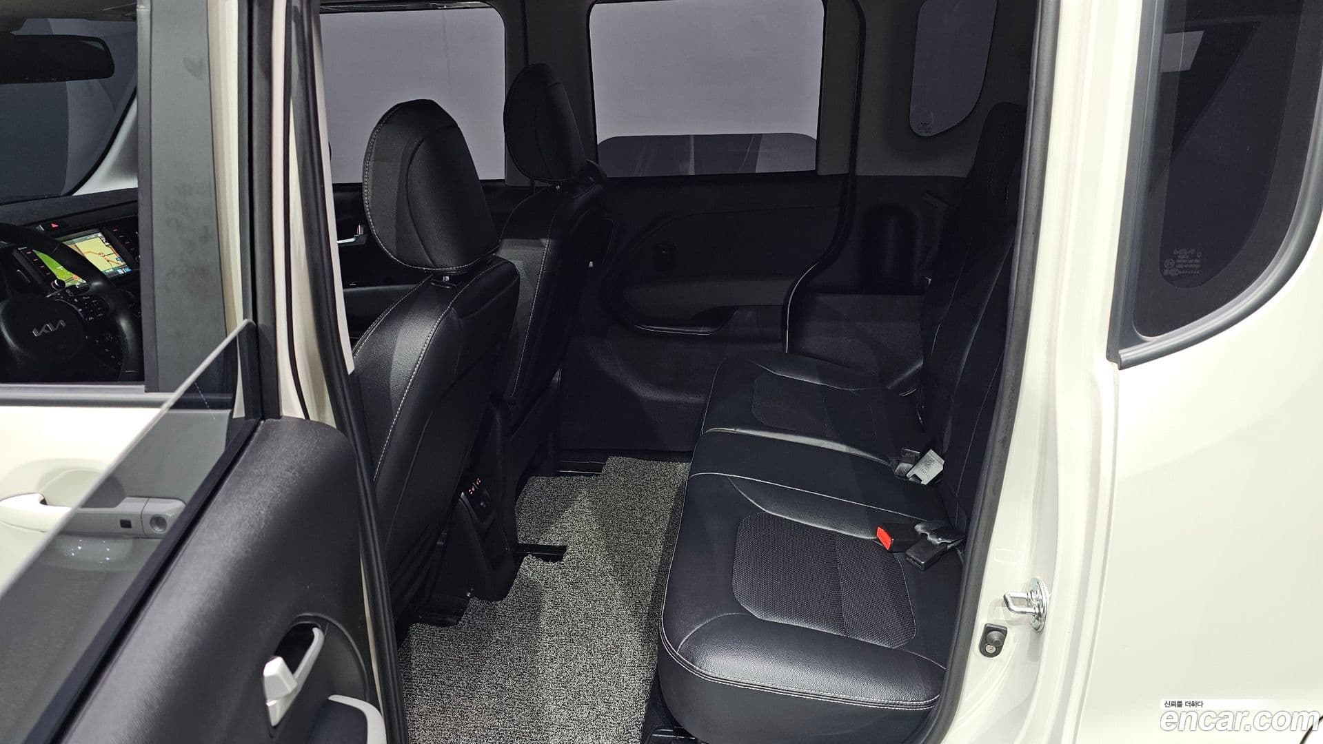 Main__Slider__Photo:RAY Kia 2023.8-11